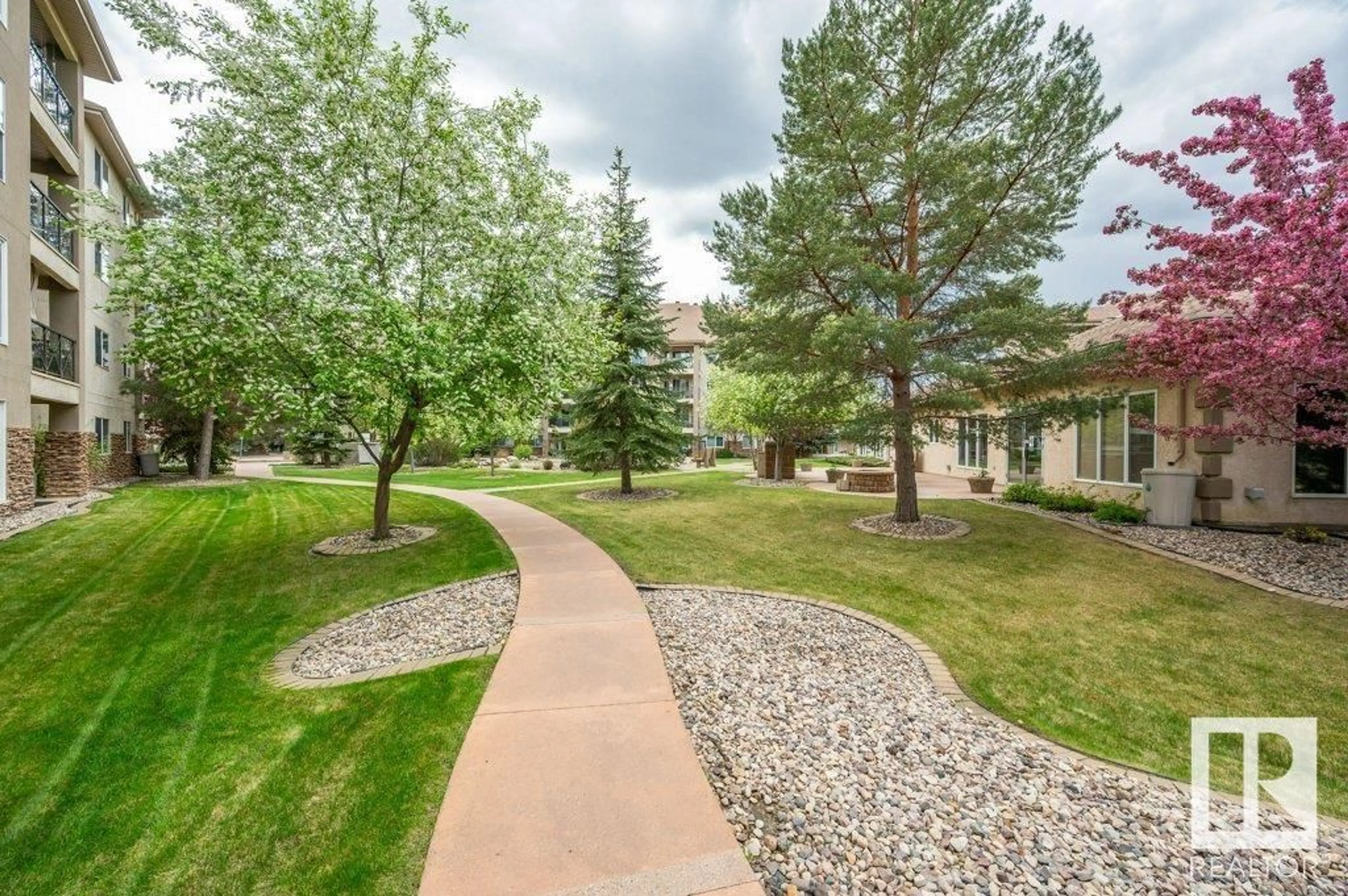 Patio, street for 404 - 8942 156 ST, Edmonton Alberta T5R5Z5