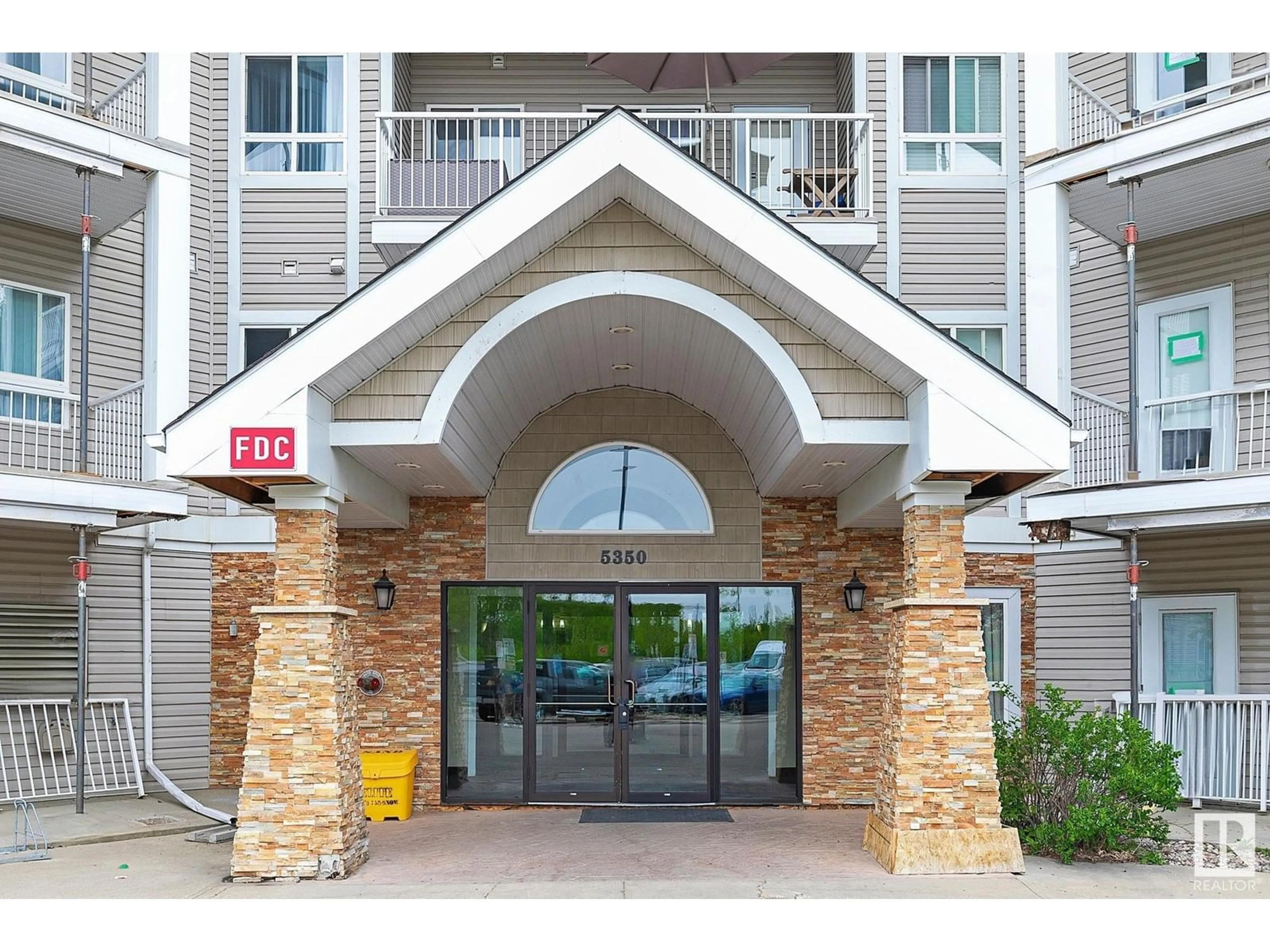 Indoor foyer for #212 - 5350 199 ST, Edmonton Alberta T6M0A4