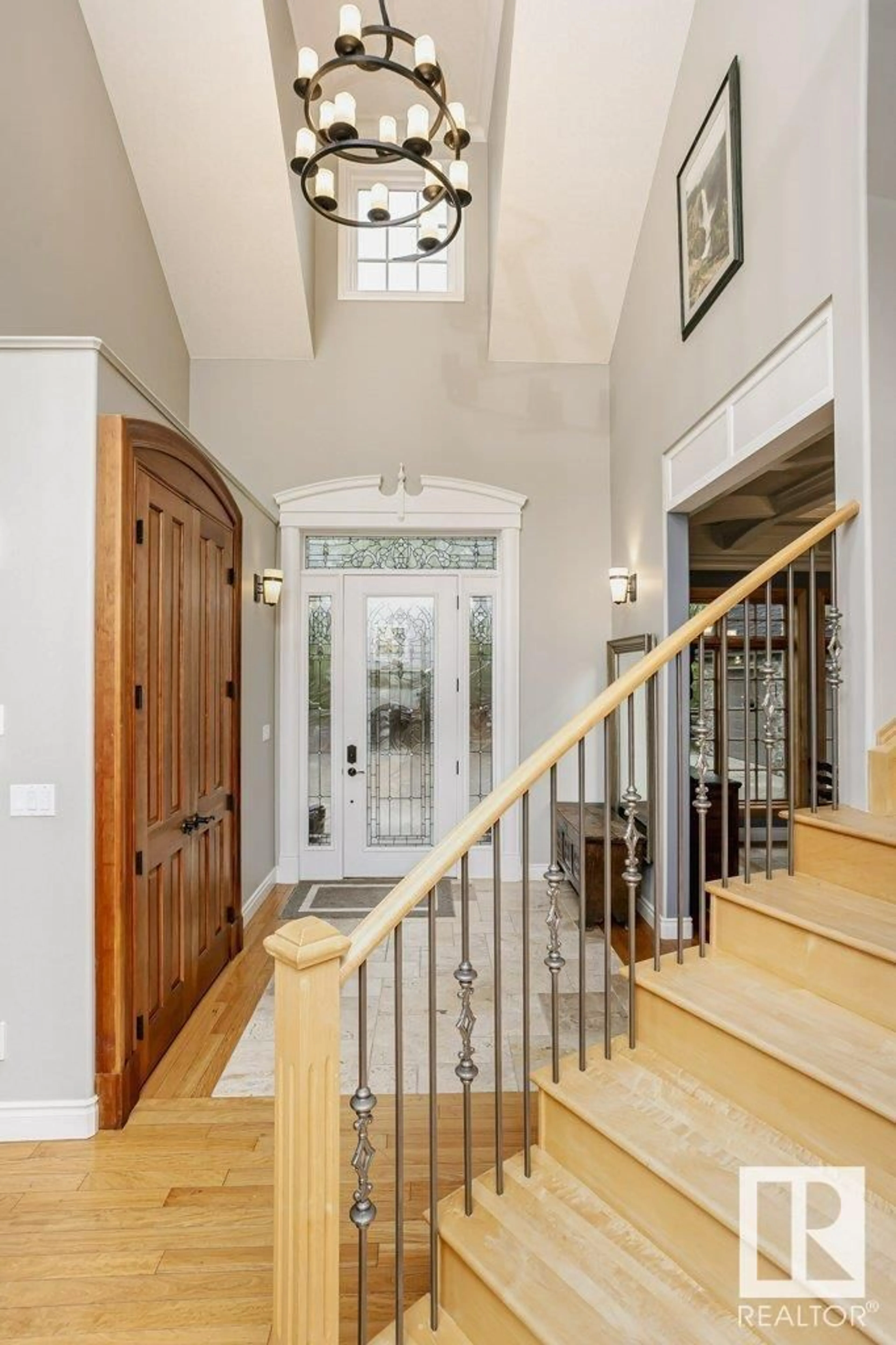 Indoor entryway for 51222 - 19 RGE RD 260 RGE RD, Rural Parkland County Alberta T7Y1B1