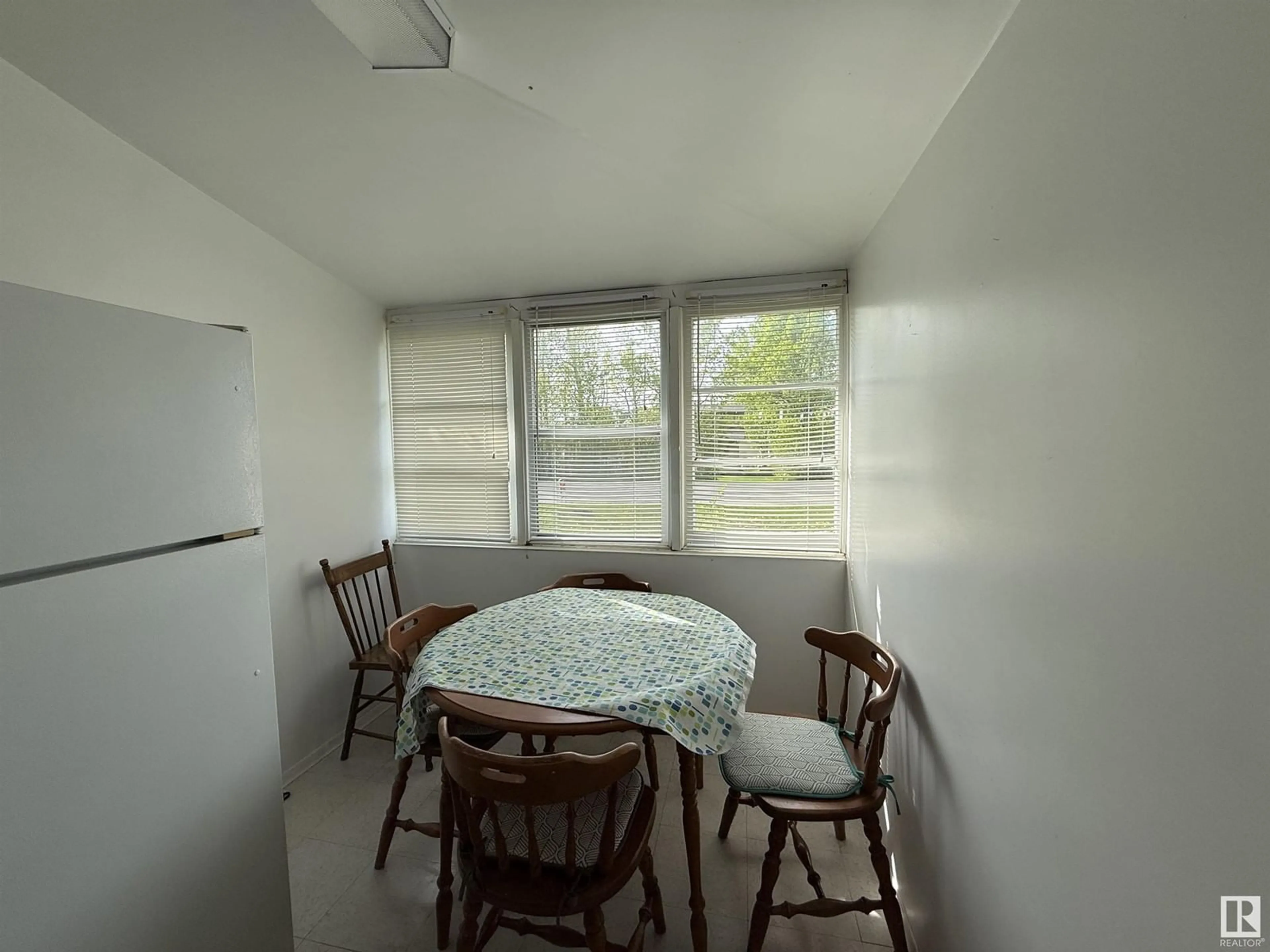 A pic of a room for 5127 50 AV, Rural Lac Ste. Anne County Alberta T0E0A0