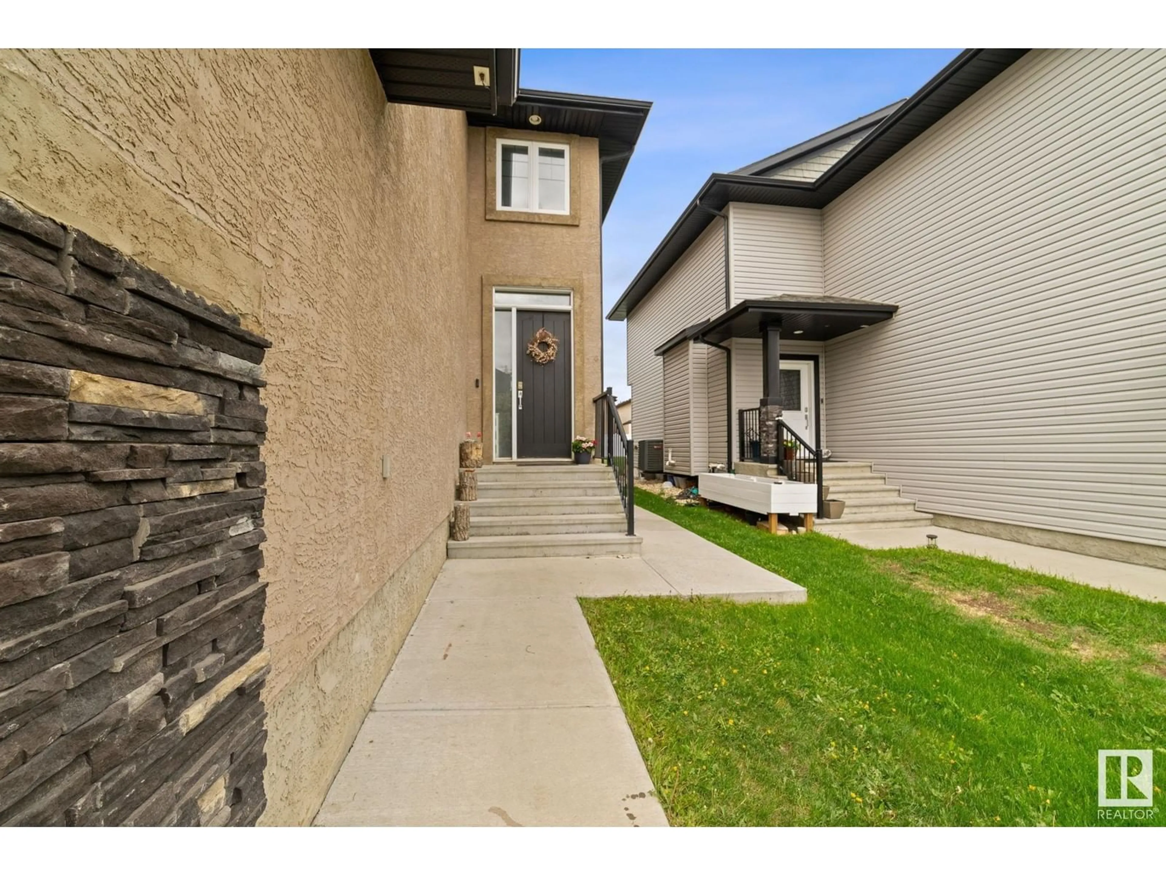 Unknown for NW - 14036 161 AVE, Edmonton Alberta T6V0J2