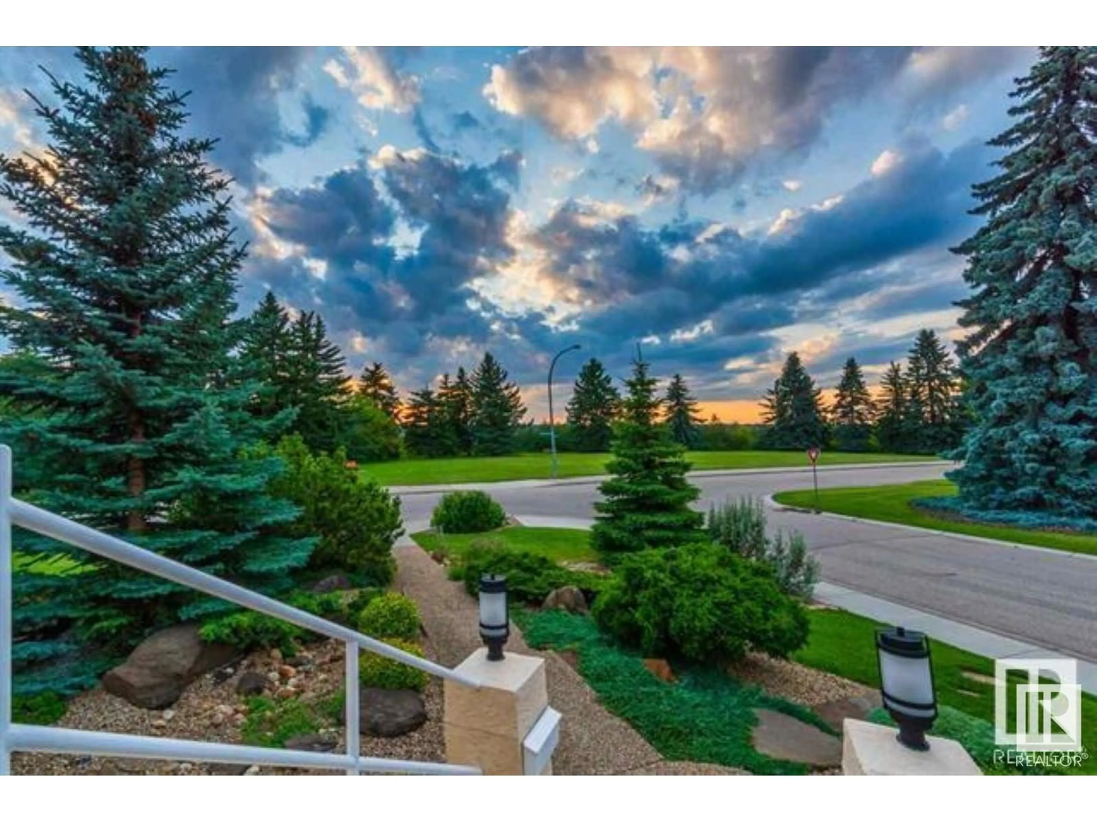 A pic from outside/outdoor area/front of a property/back of a property/a pic from drone, mountain view for 9045 SASKATCHEWAN DR, Edmonton Alberta T6G2B2