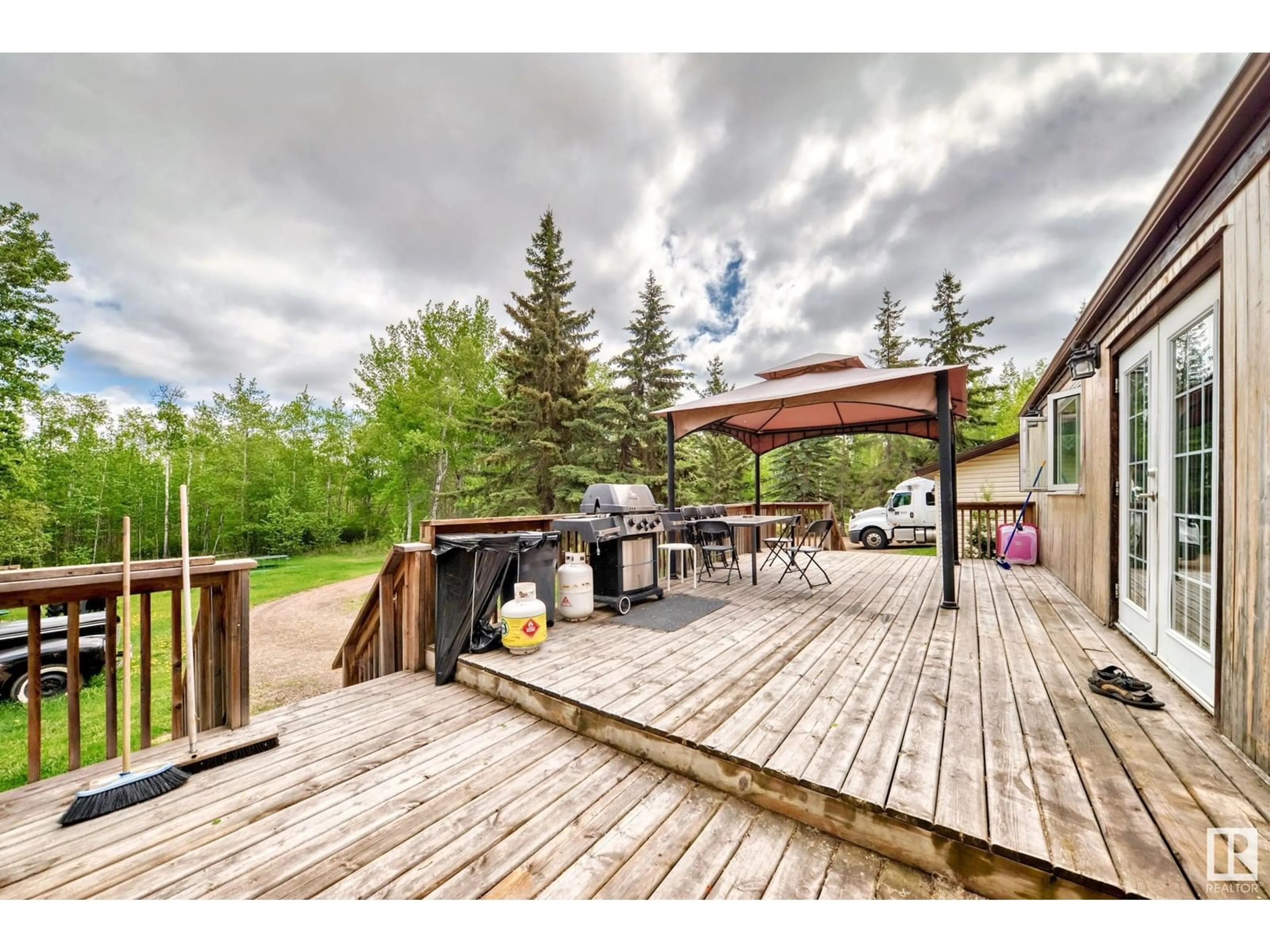 Patio, unknown for #212 - 1414 HWY 37, Rural Lac Ste. Anne County Alberta T0E1V0