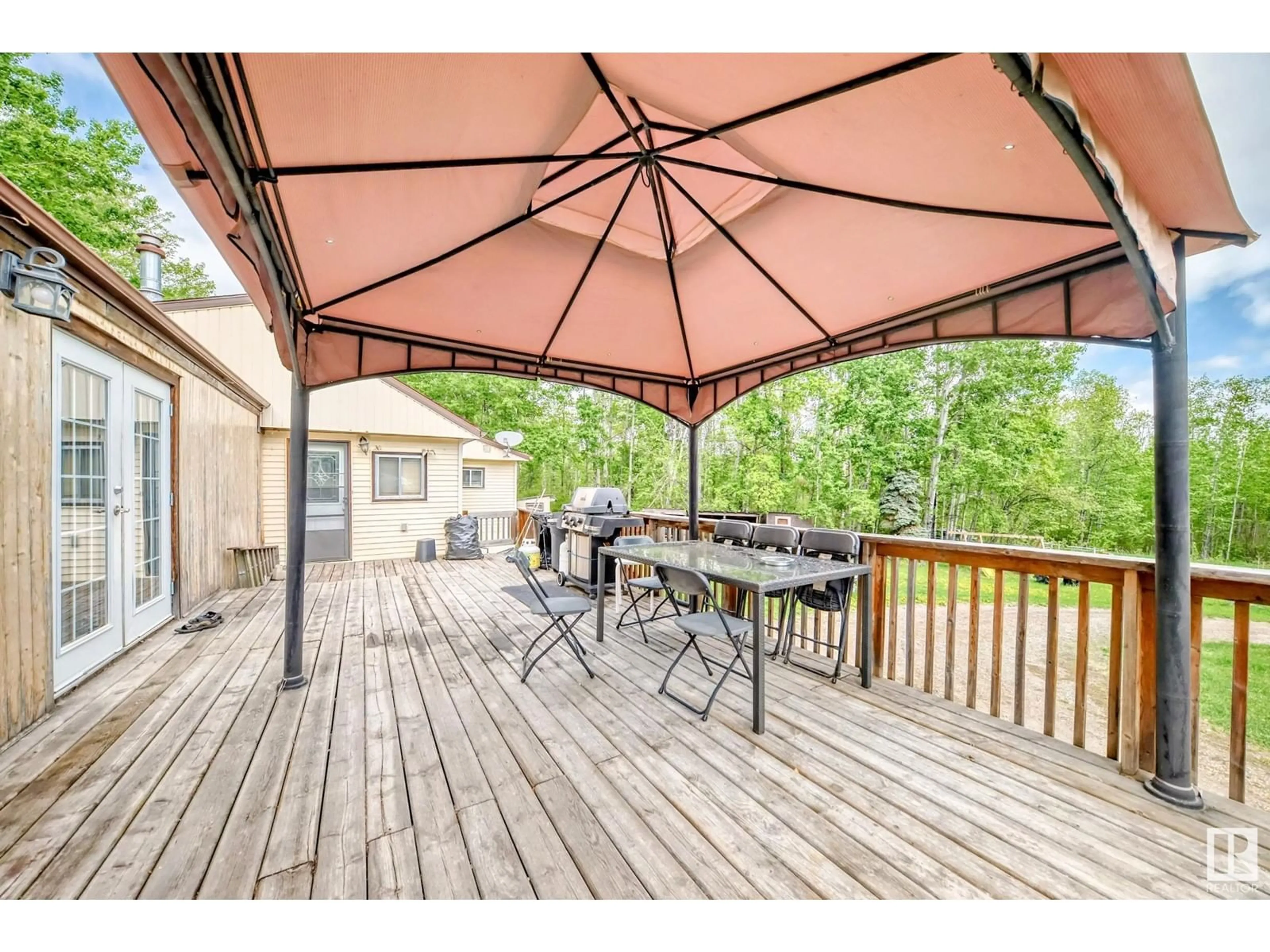 Patio, unknown for #212 - 1414 HWY 37, Rural Lac Ste. Anne County Alberta T0E1V0