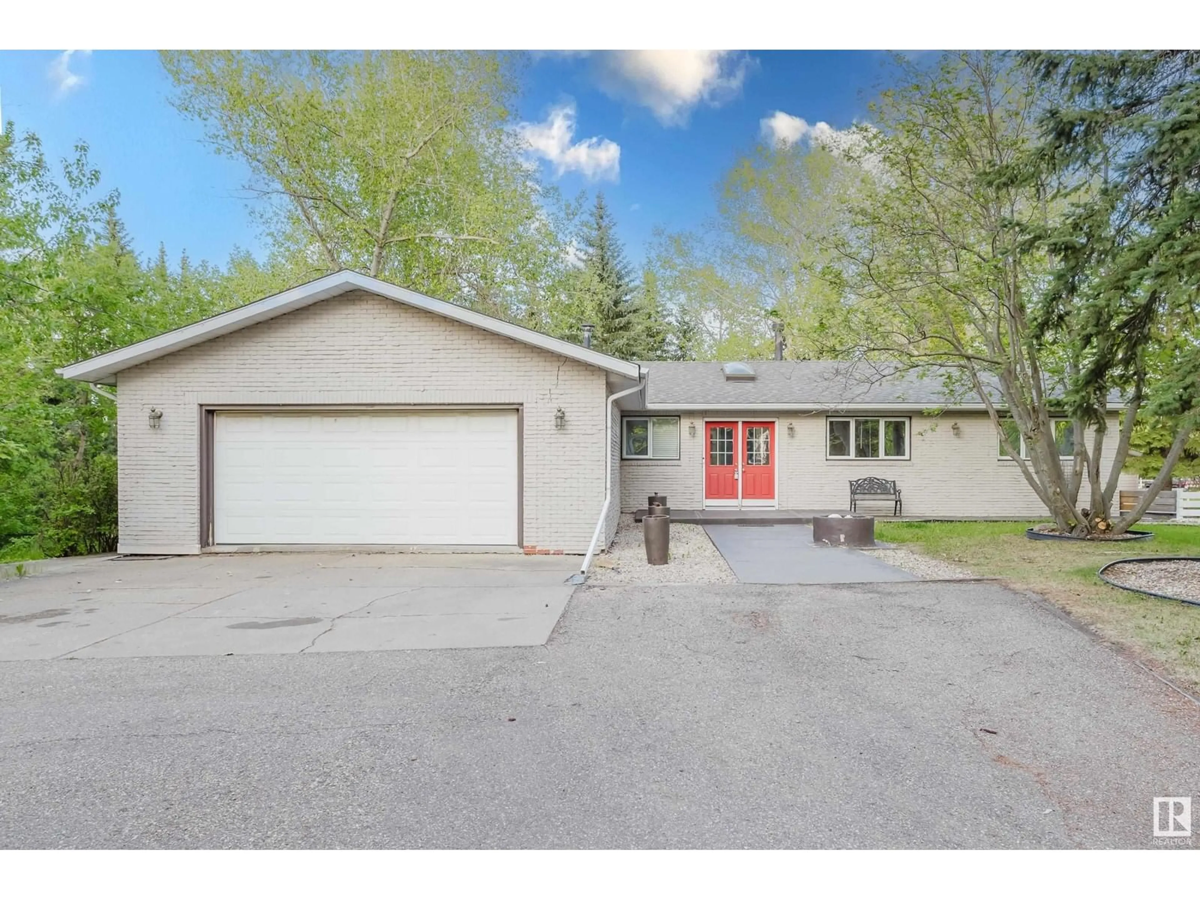 Unknown for 52552 224 - 134 RANGE ROAD ROAD, Rural Strathcona County Alberta T8A4R7