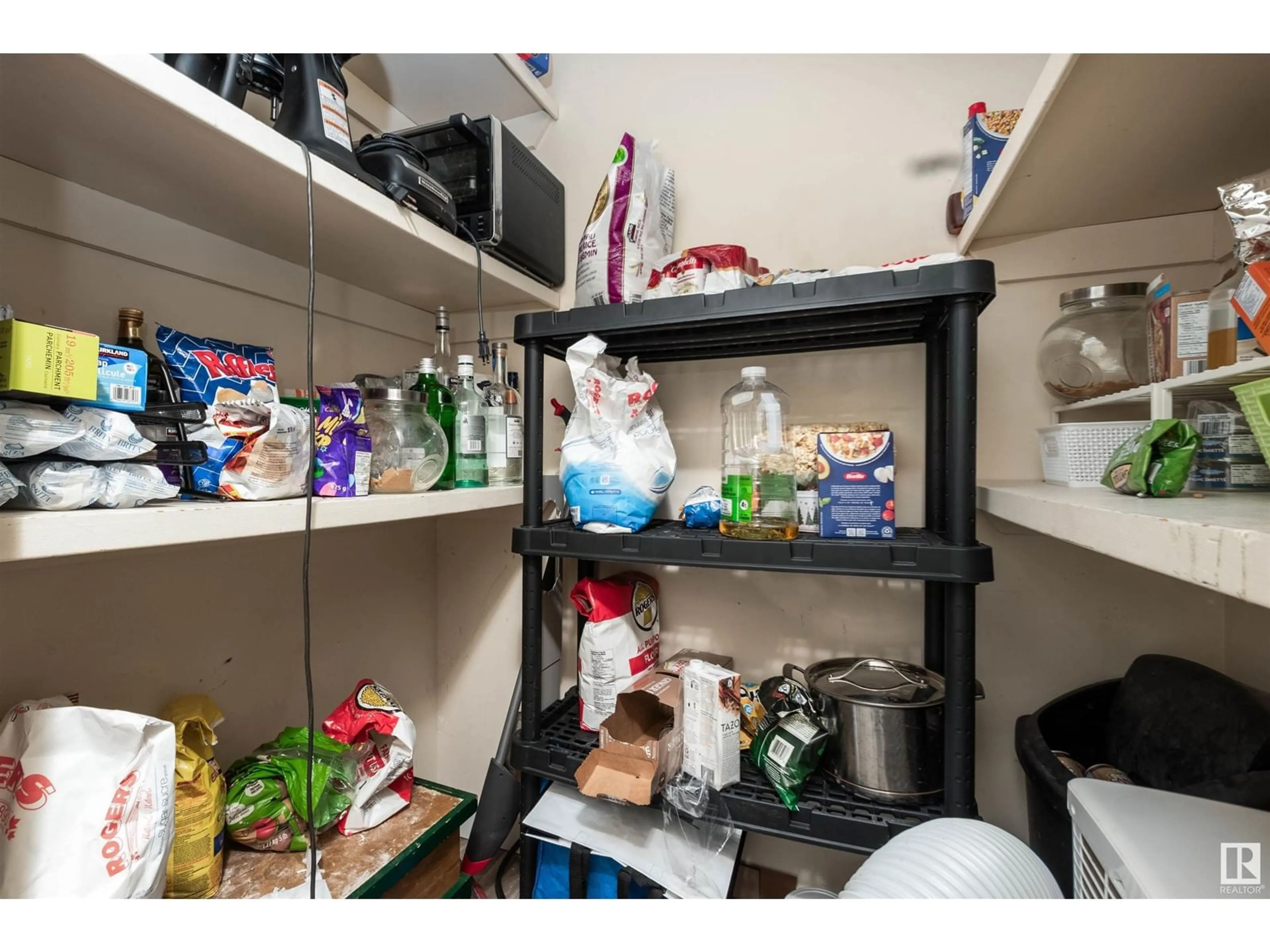 Storage room or clothes room or walk-in closet for 47 - 103 STURGEON RD, St. Albert Alberta T8N0E8
