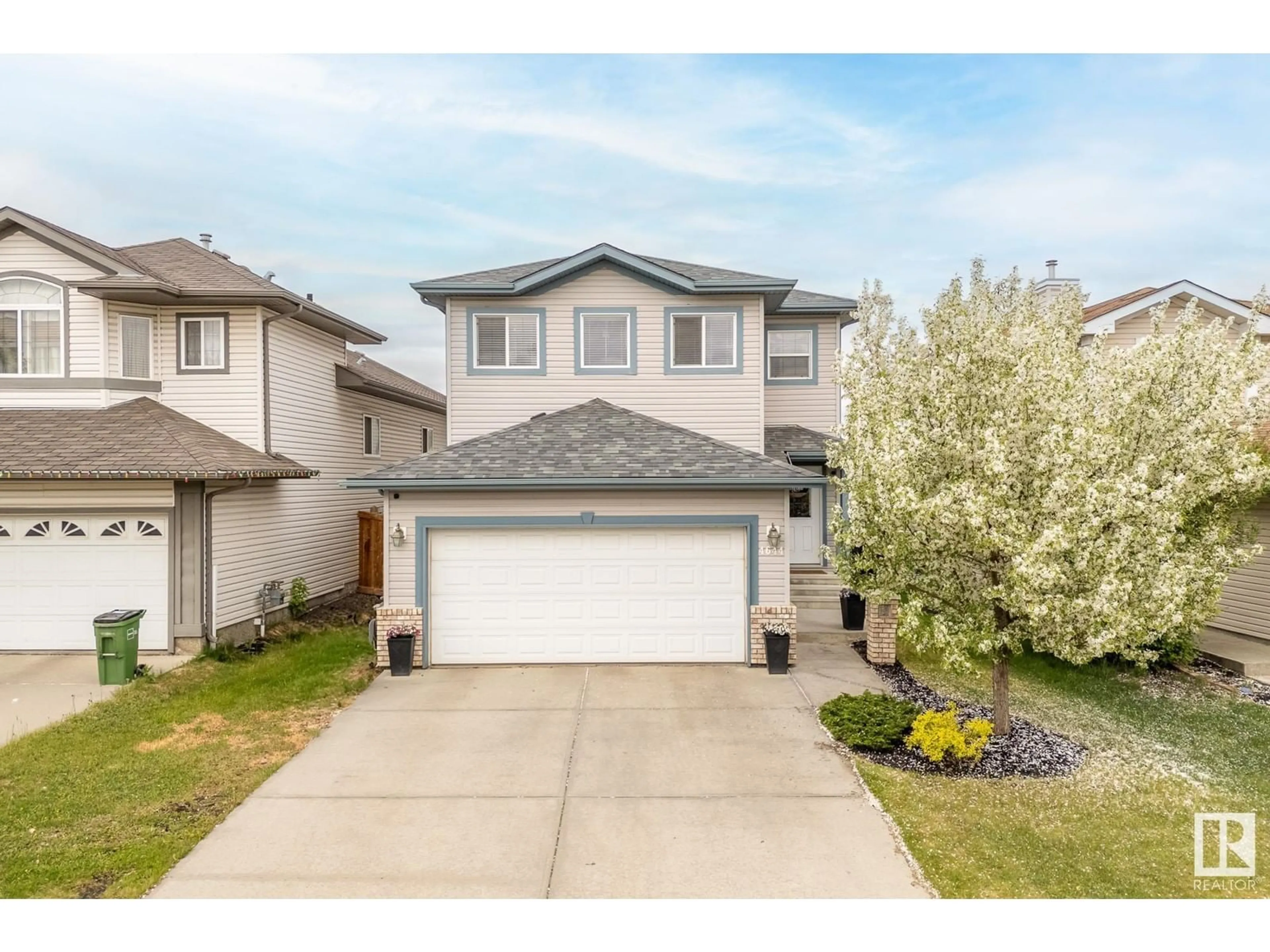 A pic from outside/outdoor area/front of a property/back of a property/a pic from drone, street for 4644 156 AV, Edmonton Alberta T5Y3L9