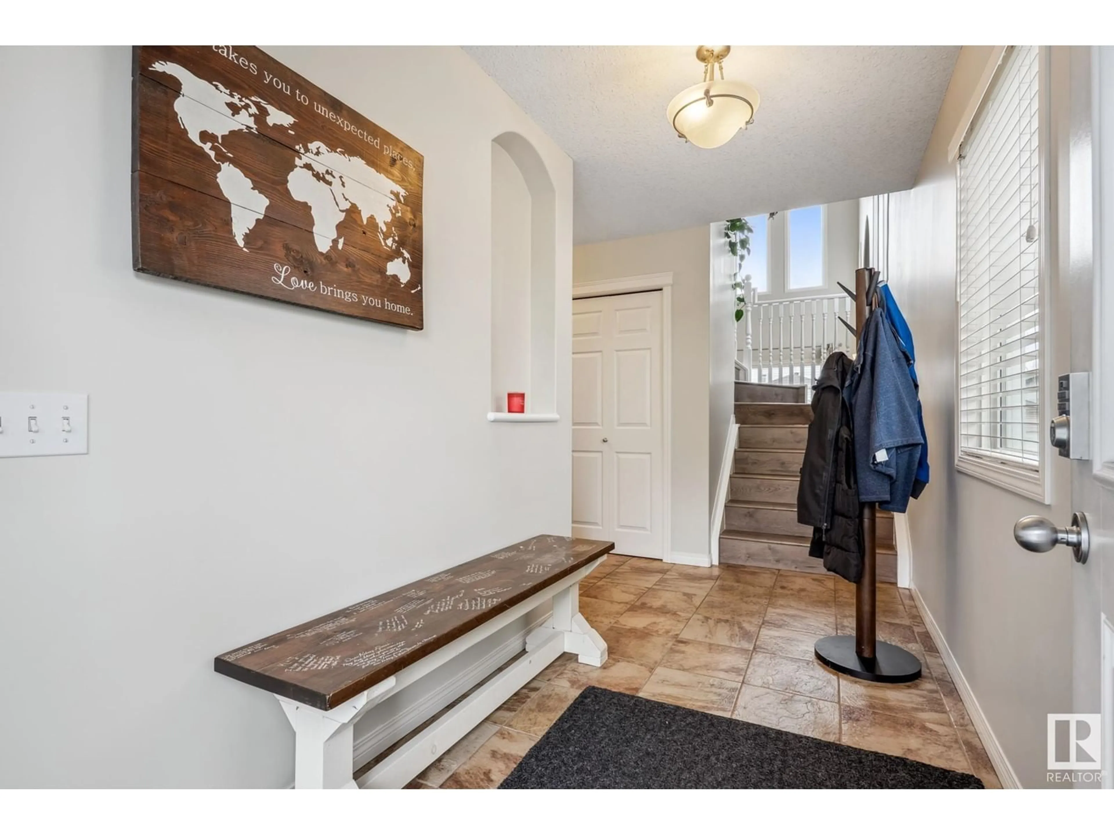 Indoor entryway for 4644 156 AV, Edmonton Alberta T5Y3L9