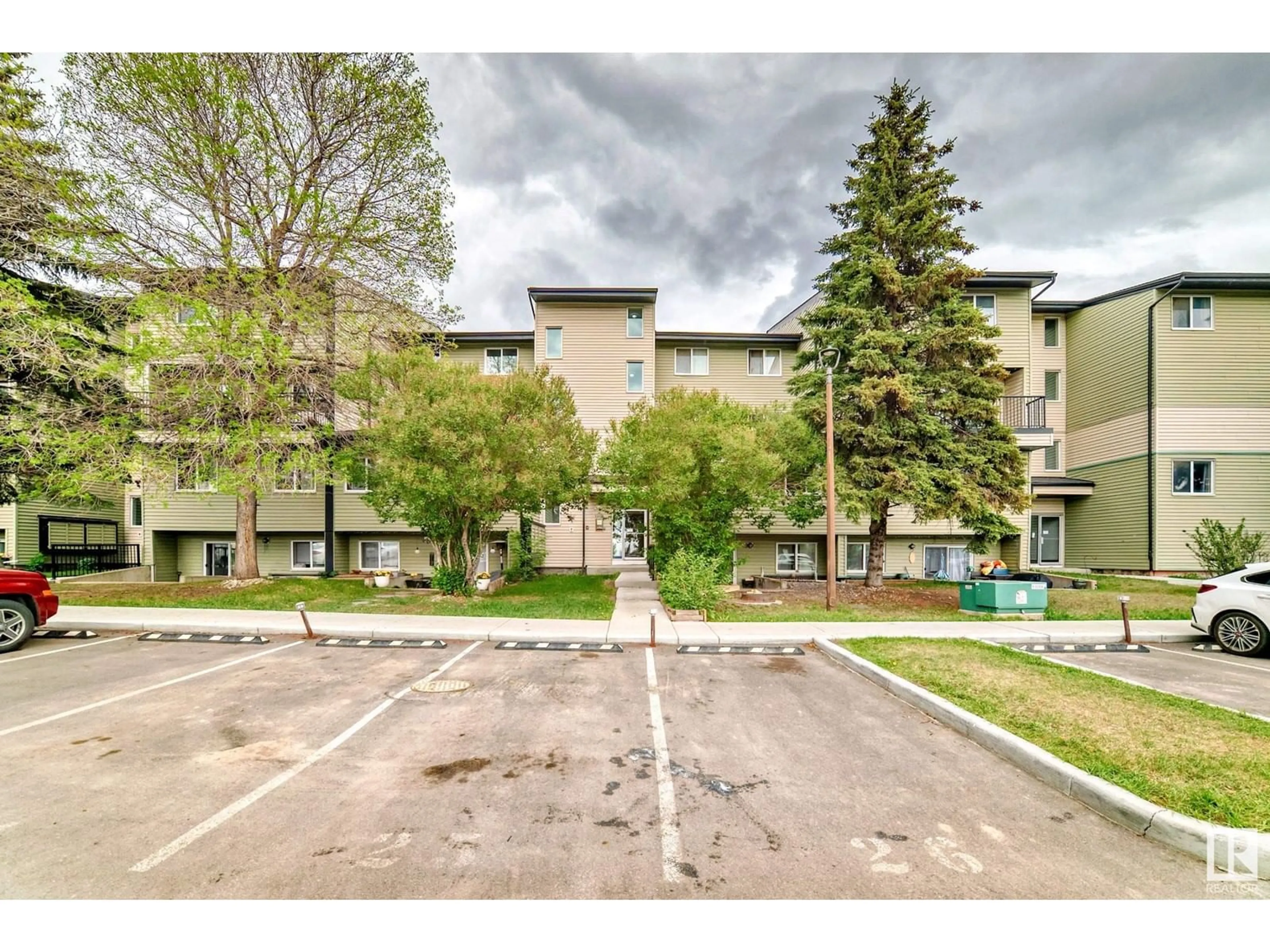 Unknown for 13458 FORT RD, Edmonton Alberta T5A1C5