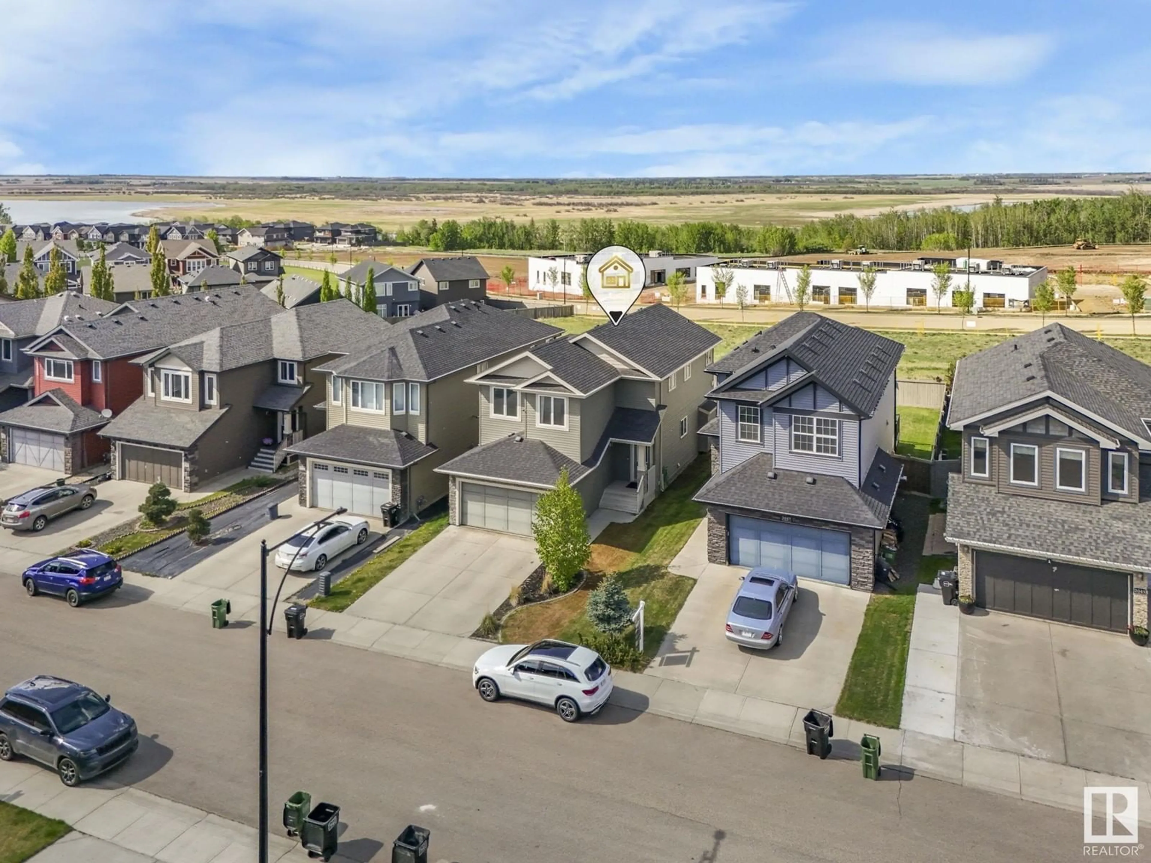 A pic from outside/outdoor area/front of a property/back of a property/a pic from drone, street for NW - 2049 REDTAIL CM, Edmonton Alberta T5S0H3