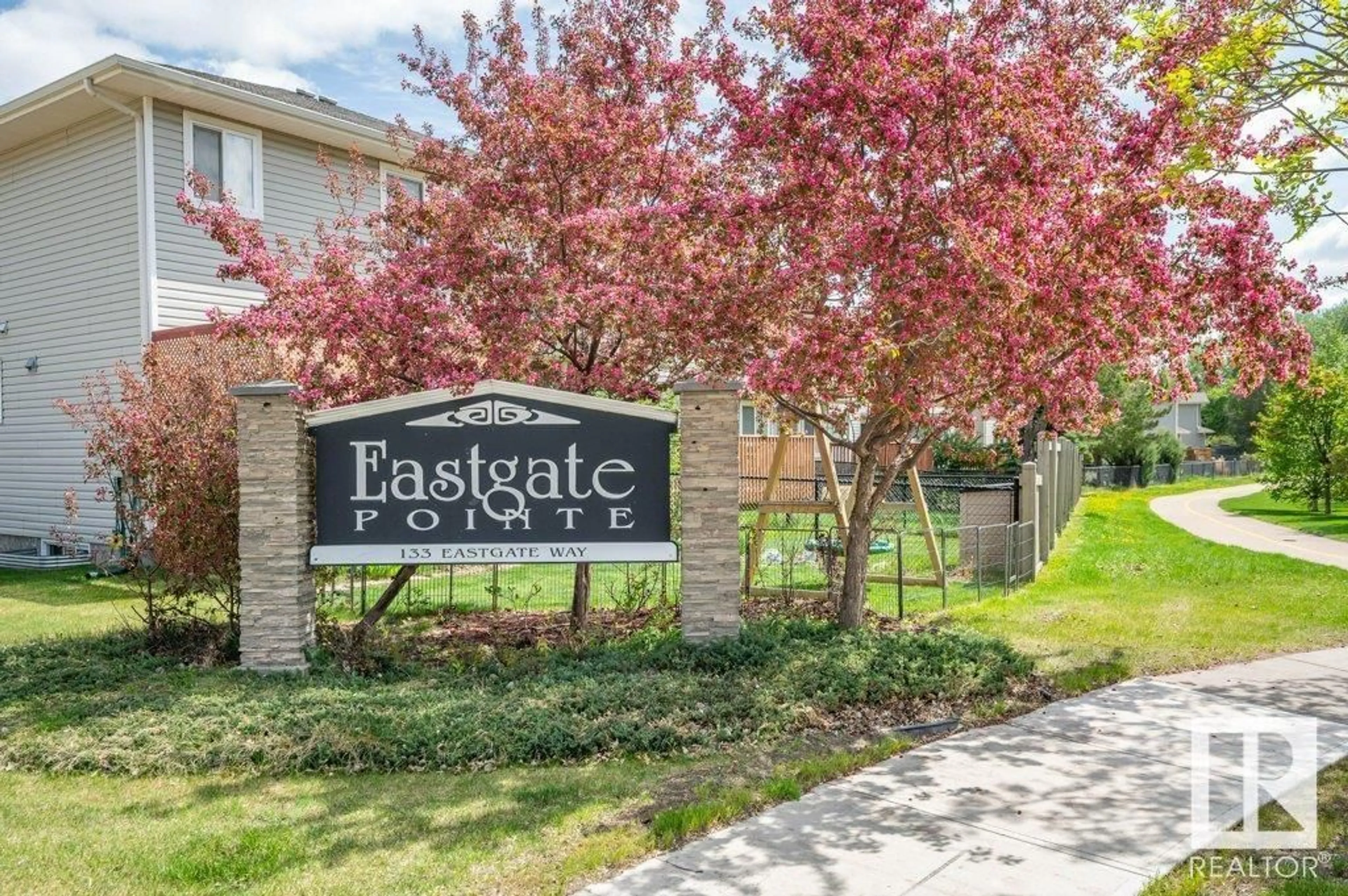 Indoor entryway for 133 - 32 EASTGATE WY, St. Albert Alberta T8N7M9