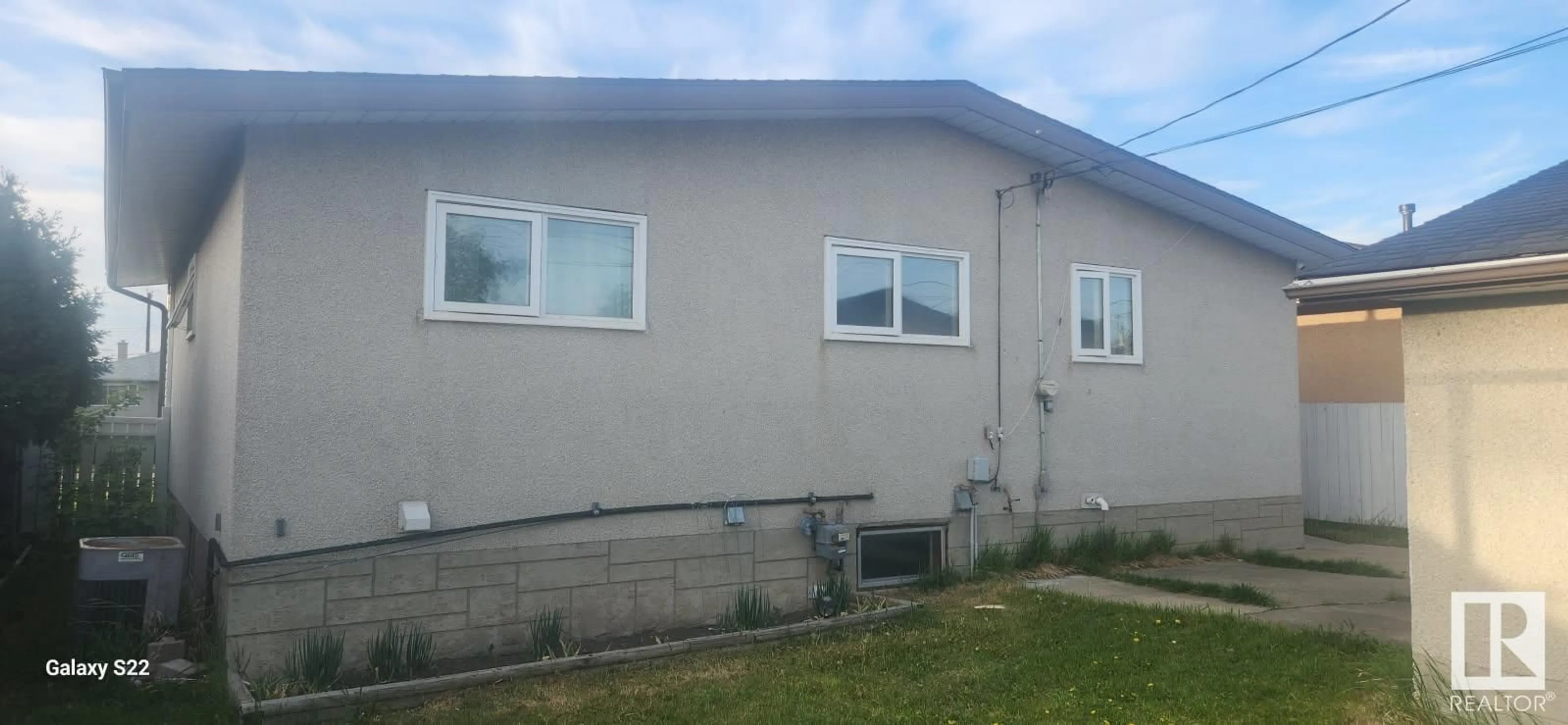 Unknown for 7303 130 AV, Edmonton Alberta T5C1Y1