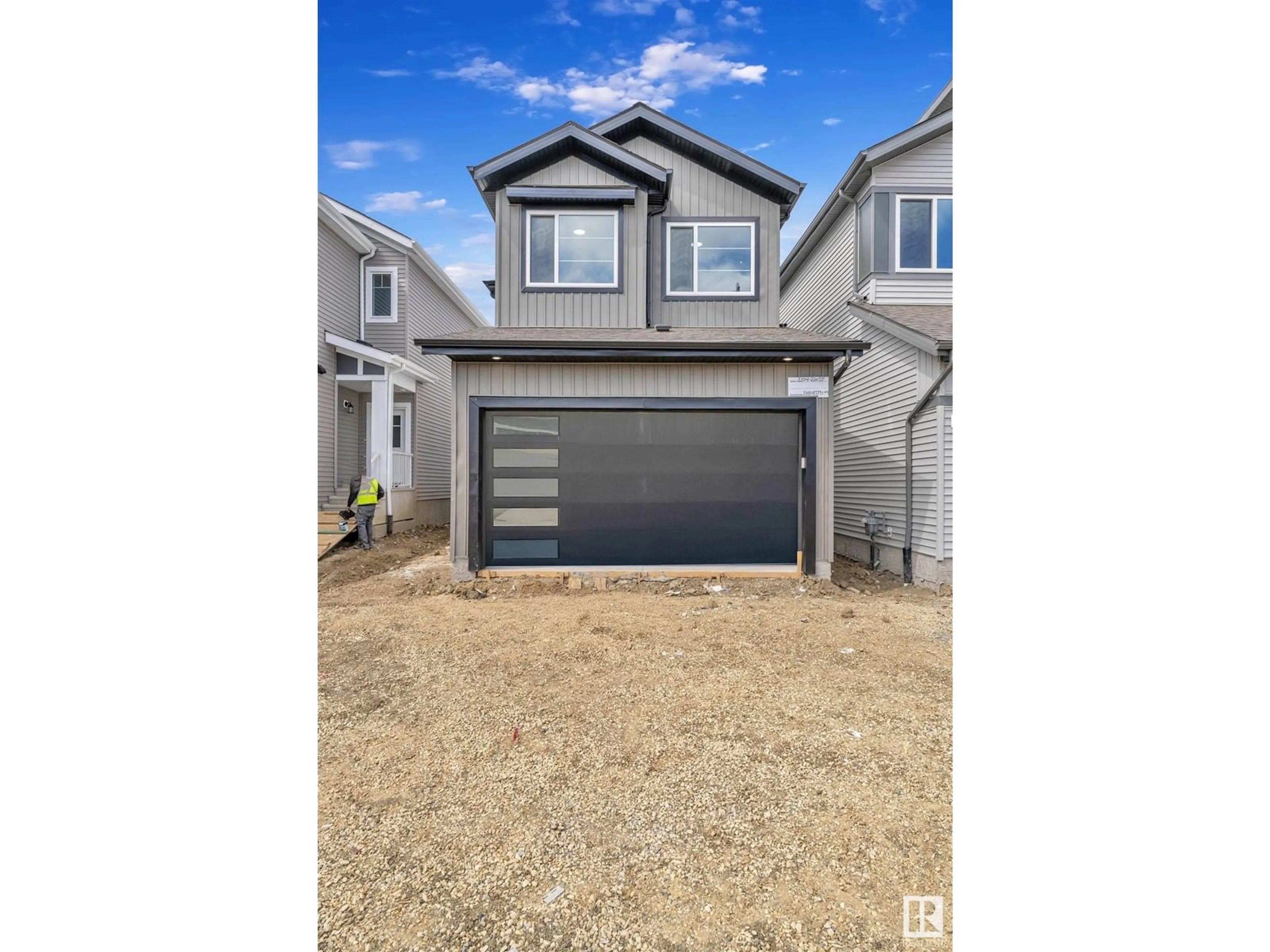 Unknown for 2104 210 ST, Edmonton Alberta T6M3H7