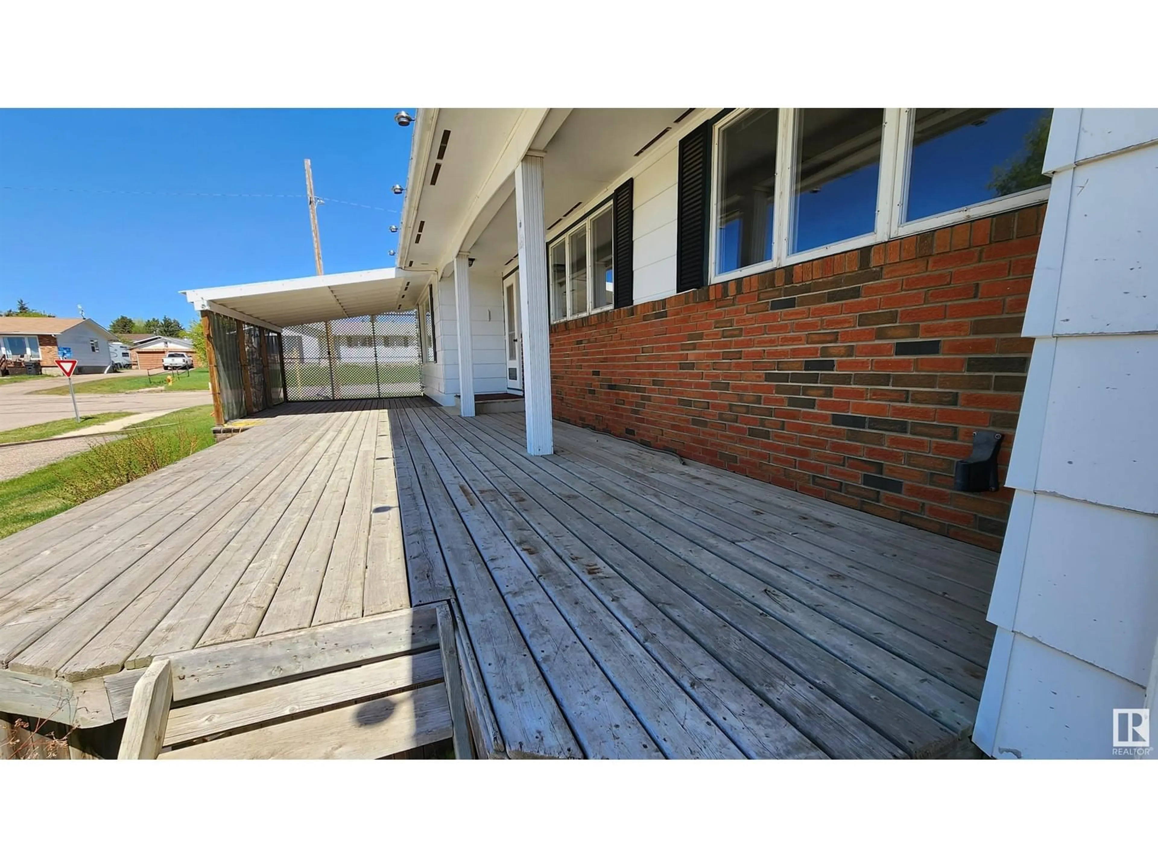 Unknown for 5413 50 ST, Elk Point Alberta T0A1A0