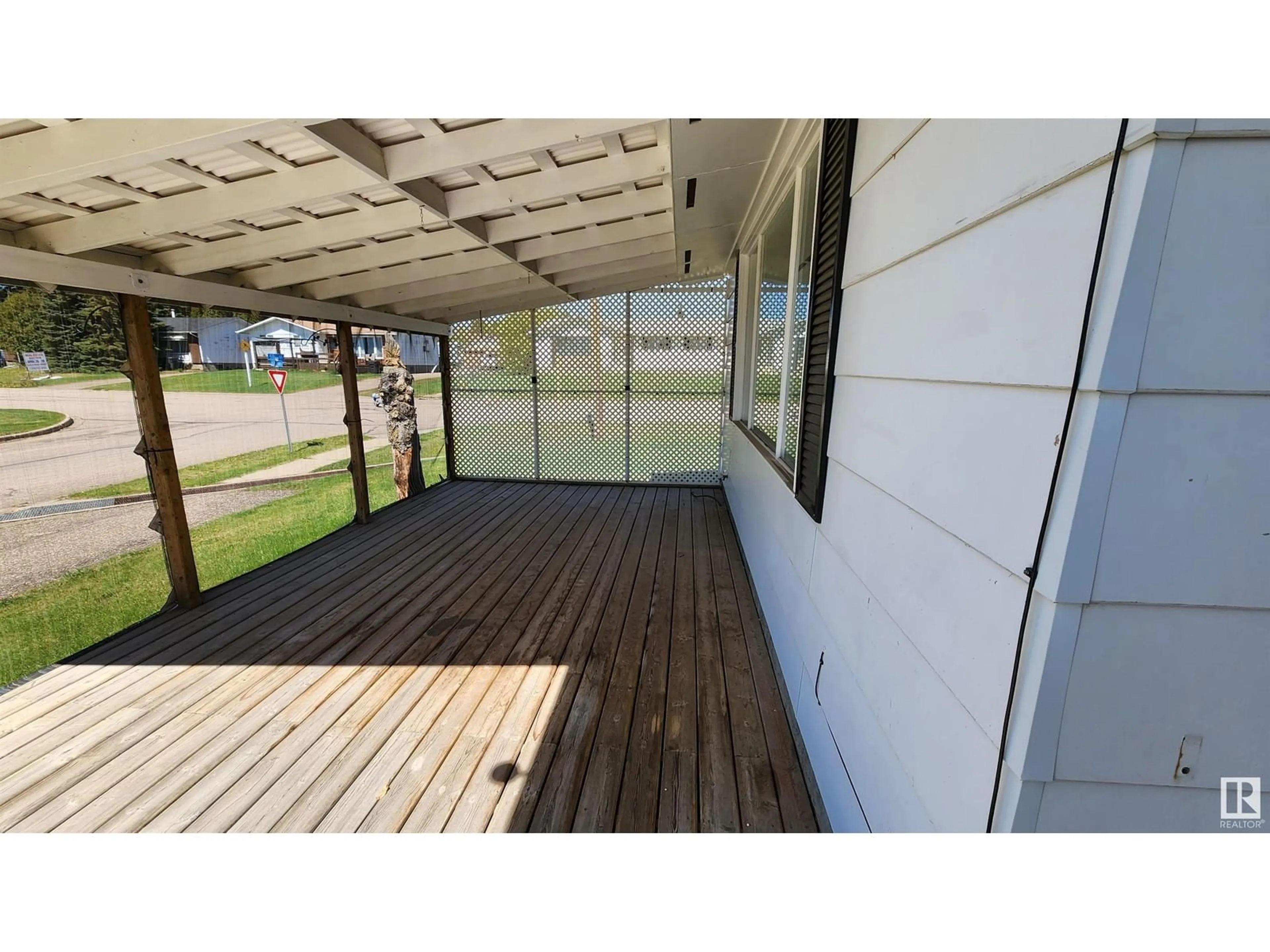 Unknown for 5413 50 ST, Elk Point Alberta T0A1A0