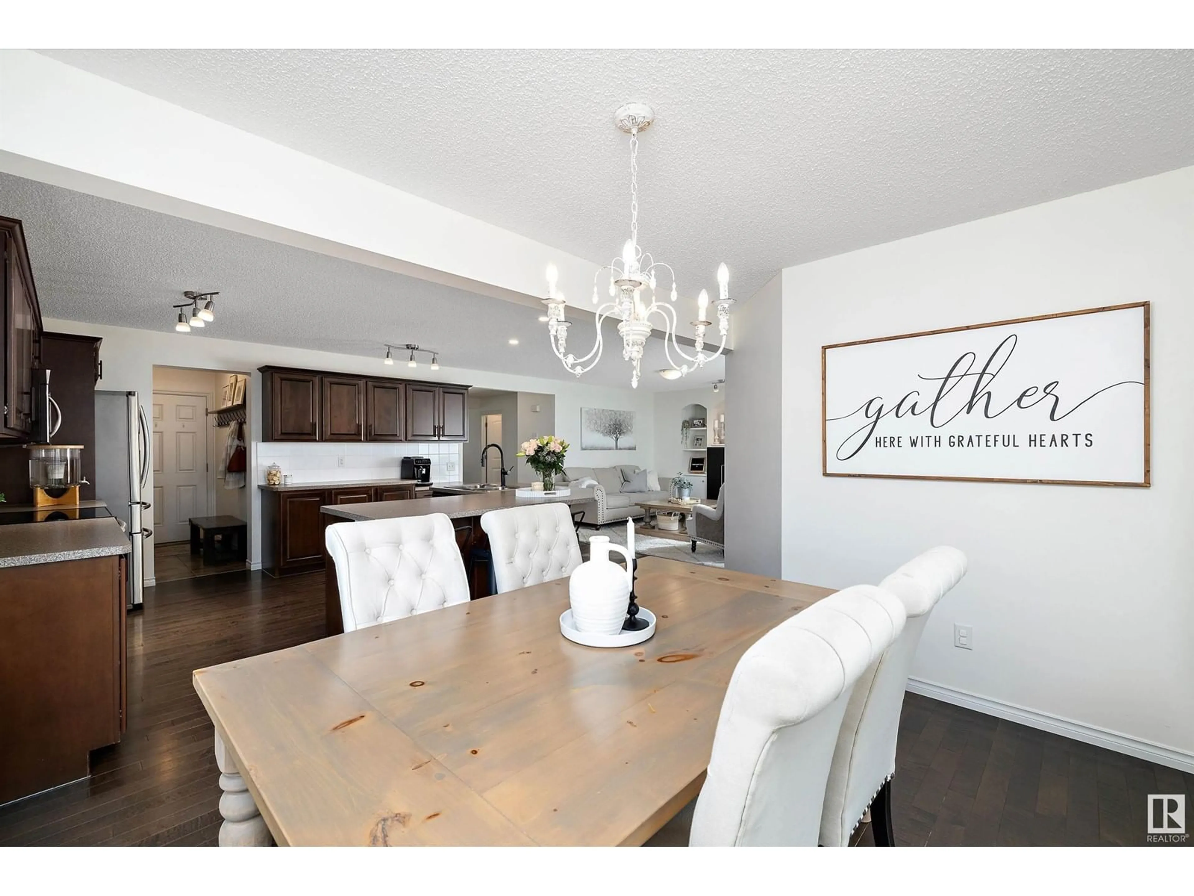 Dining room, wood/laminate floor for 7 VIVIAN WY, Spruce Grove Alberta T7X0B9