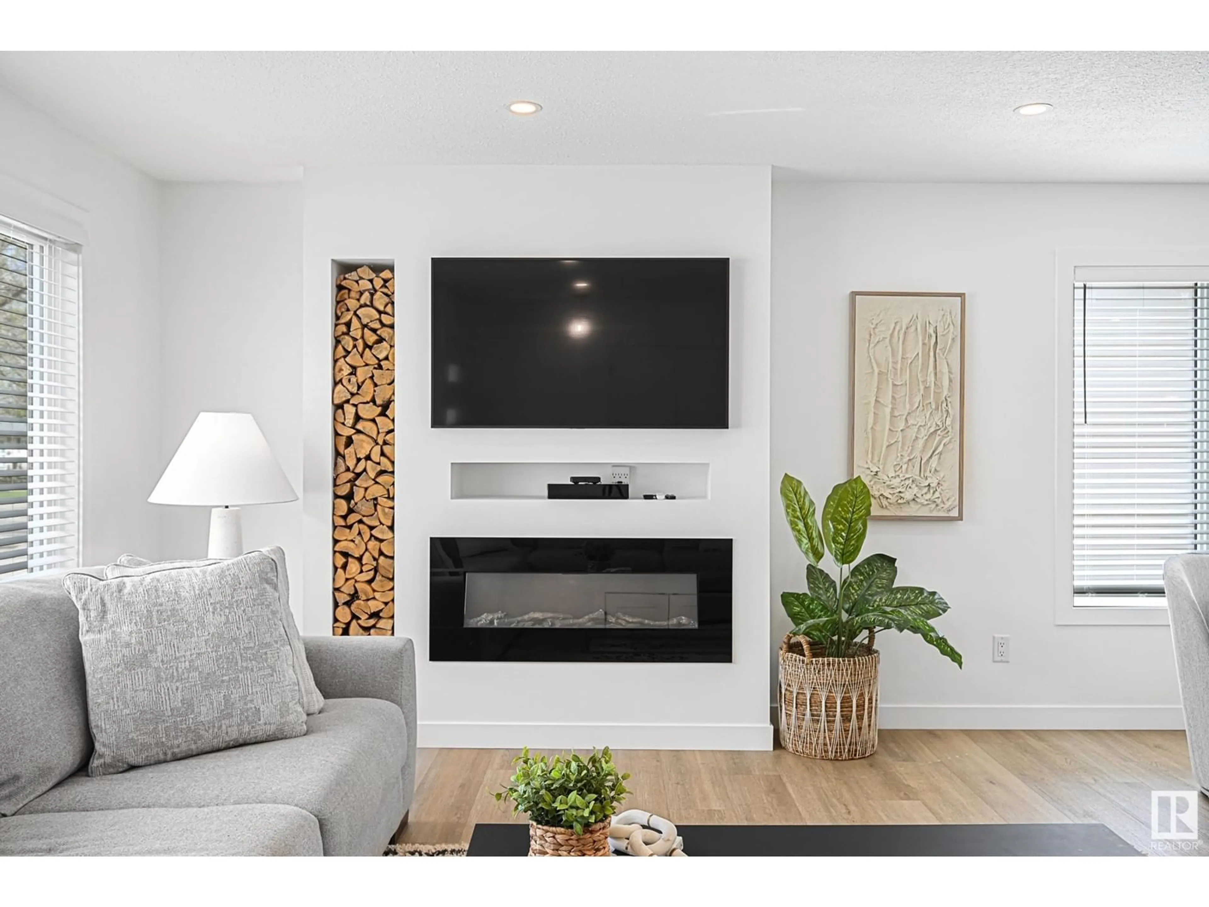Home theater for 8909 94 AV, Fort Saskatchewan Alberta T8L1B3