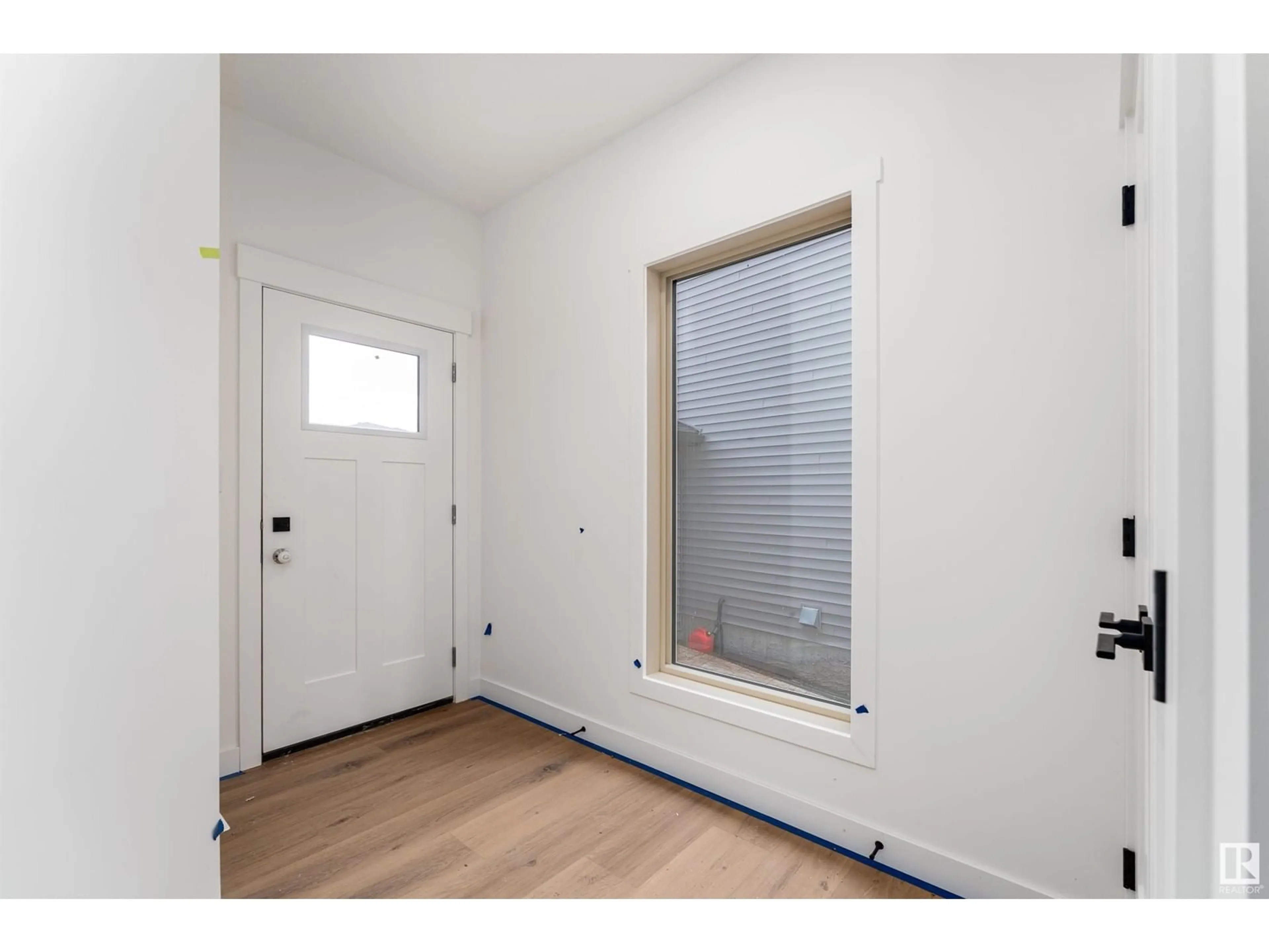 Indoor entryway for 49 GLADSTONE BN, Spruce Grove Alberta T7X0Z6