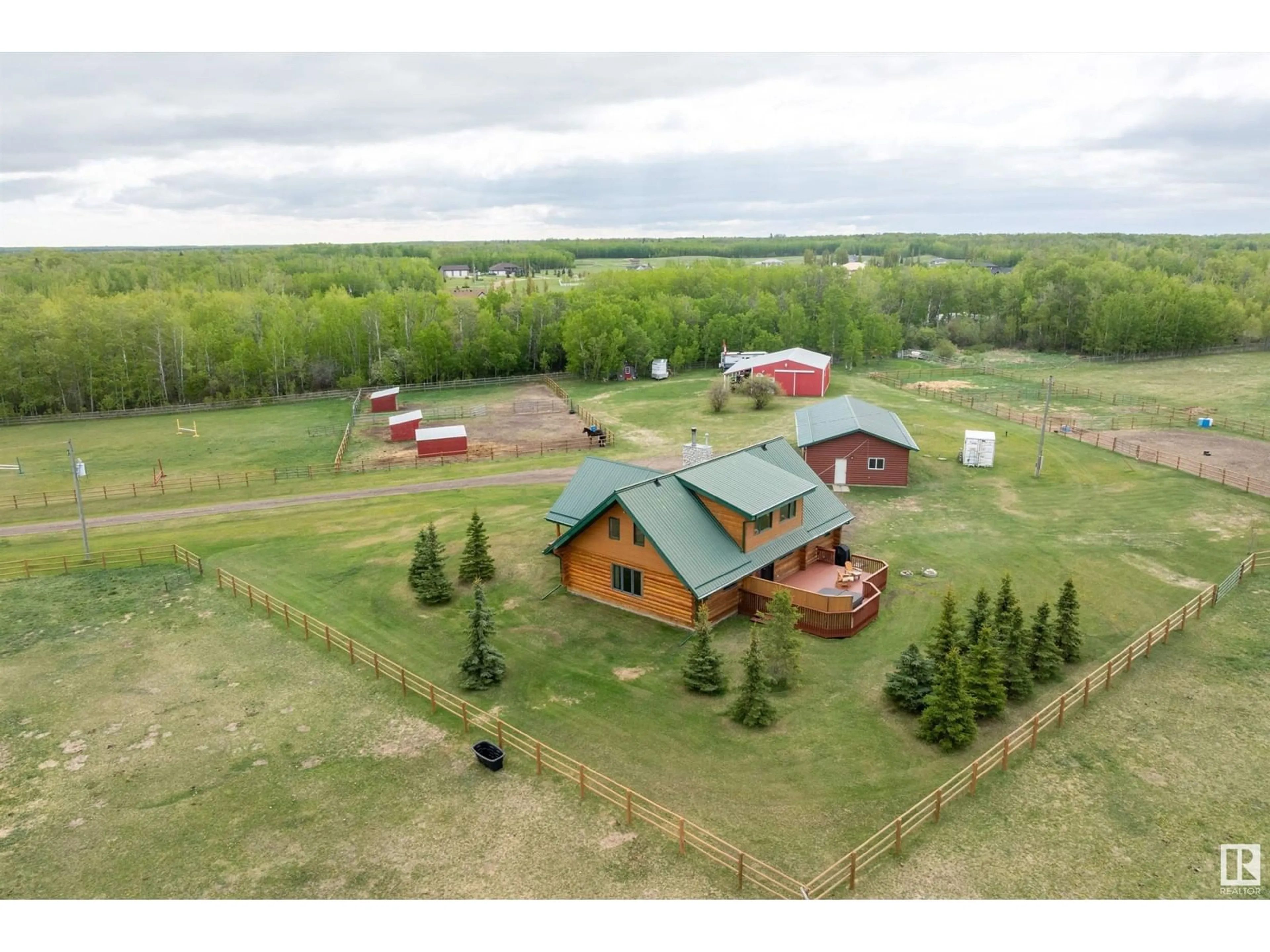 A pic from outside/outdoor area/front of a property/back of a property/a pic from drone, unknown for 21541 TWP ROAD 503, Rural Leduc County Alberta T0B3M2