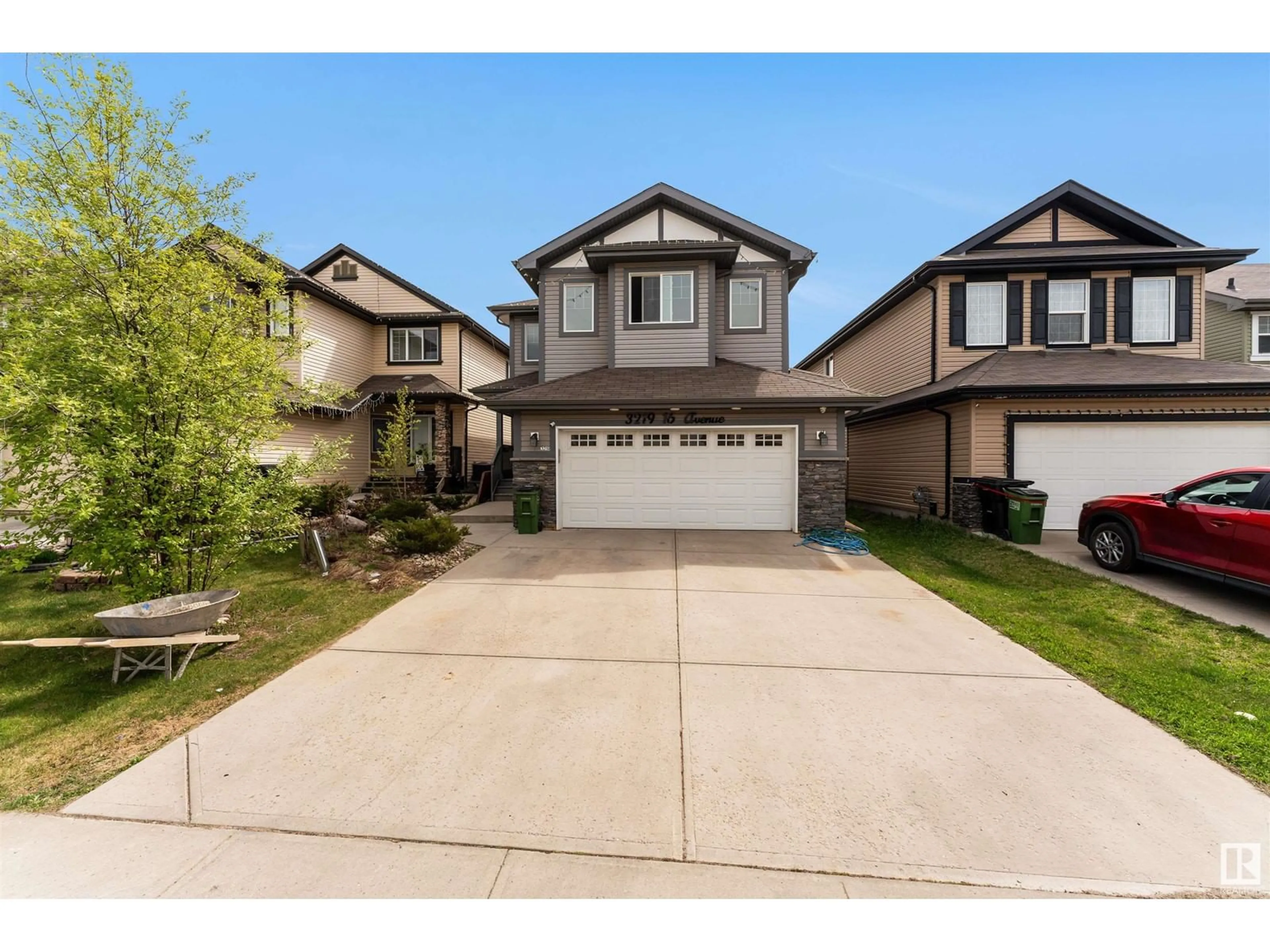 Unknown for 3219 16 AV, Edmonton Alberta T6T0T8