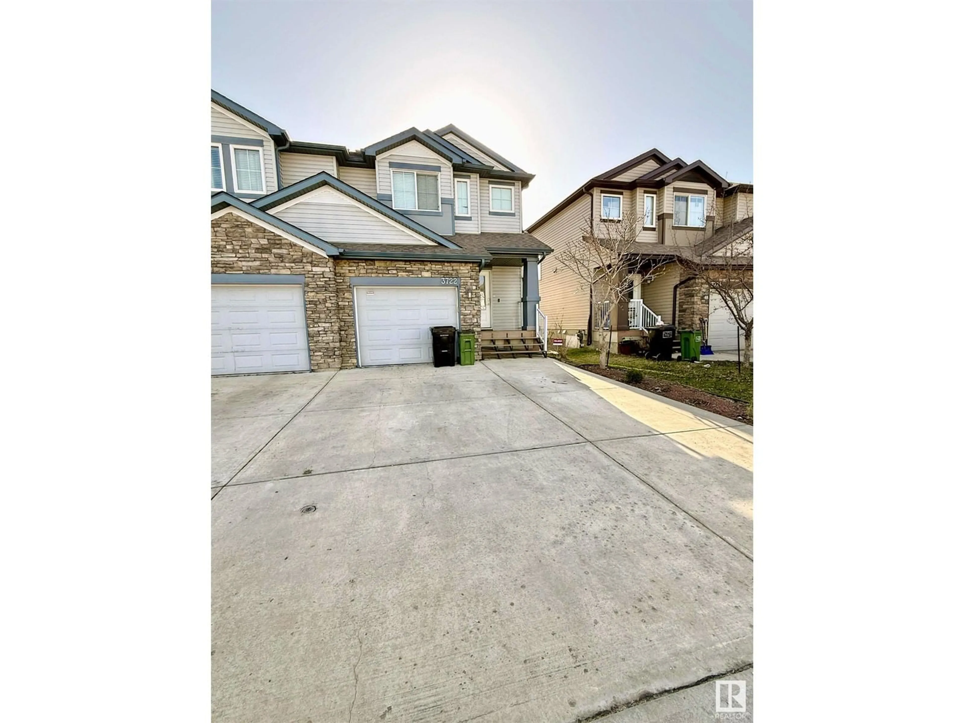 A pic from outside/outdoor area/front of a property/back of a property/a pic from drone, street for 3722 9 ST, Edmonton Alberta T6T0S3