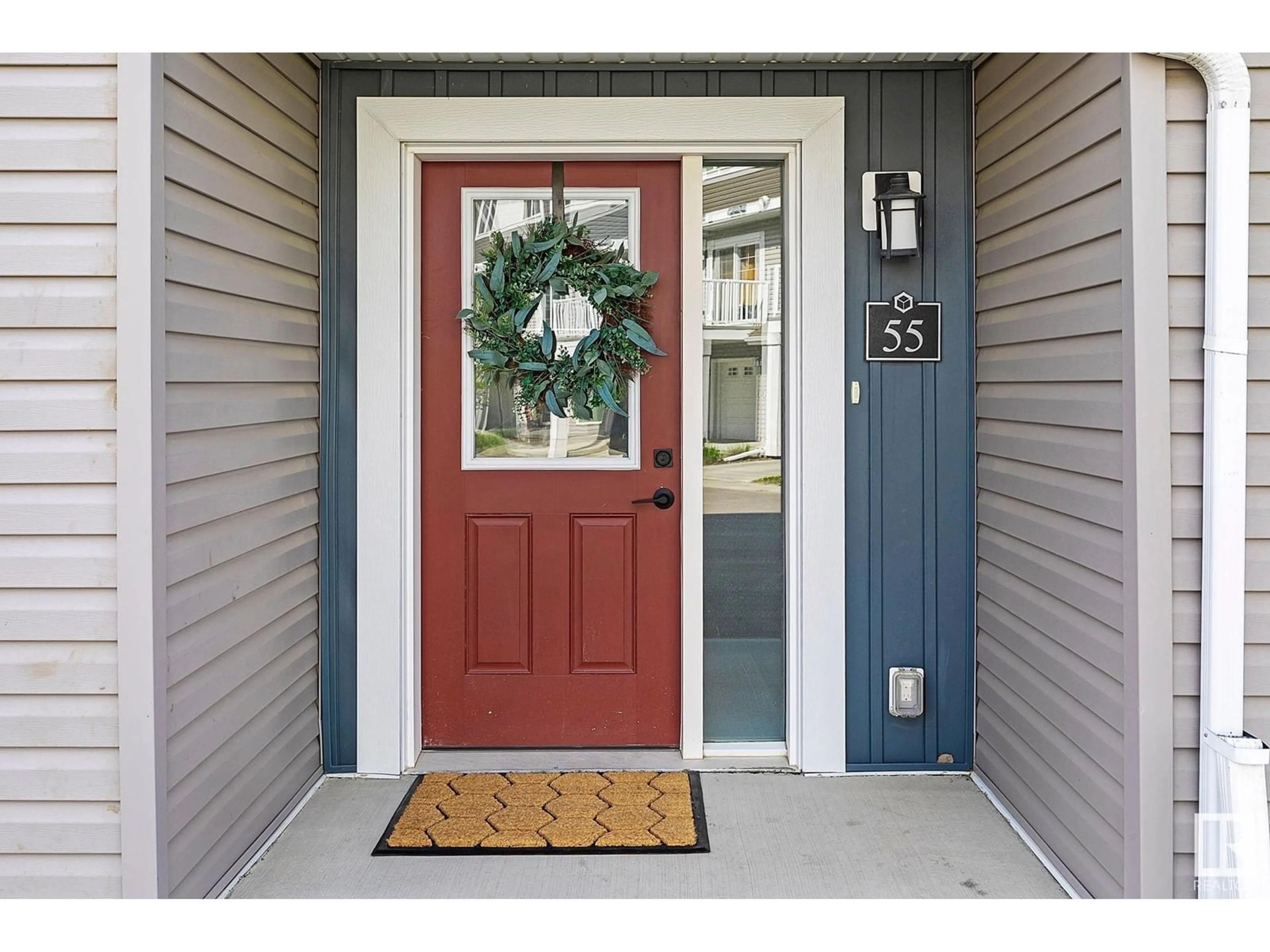 Indoor entryway for #55 - 1391 STARLING DR, Edmonton Alberta T5S0L3