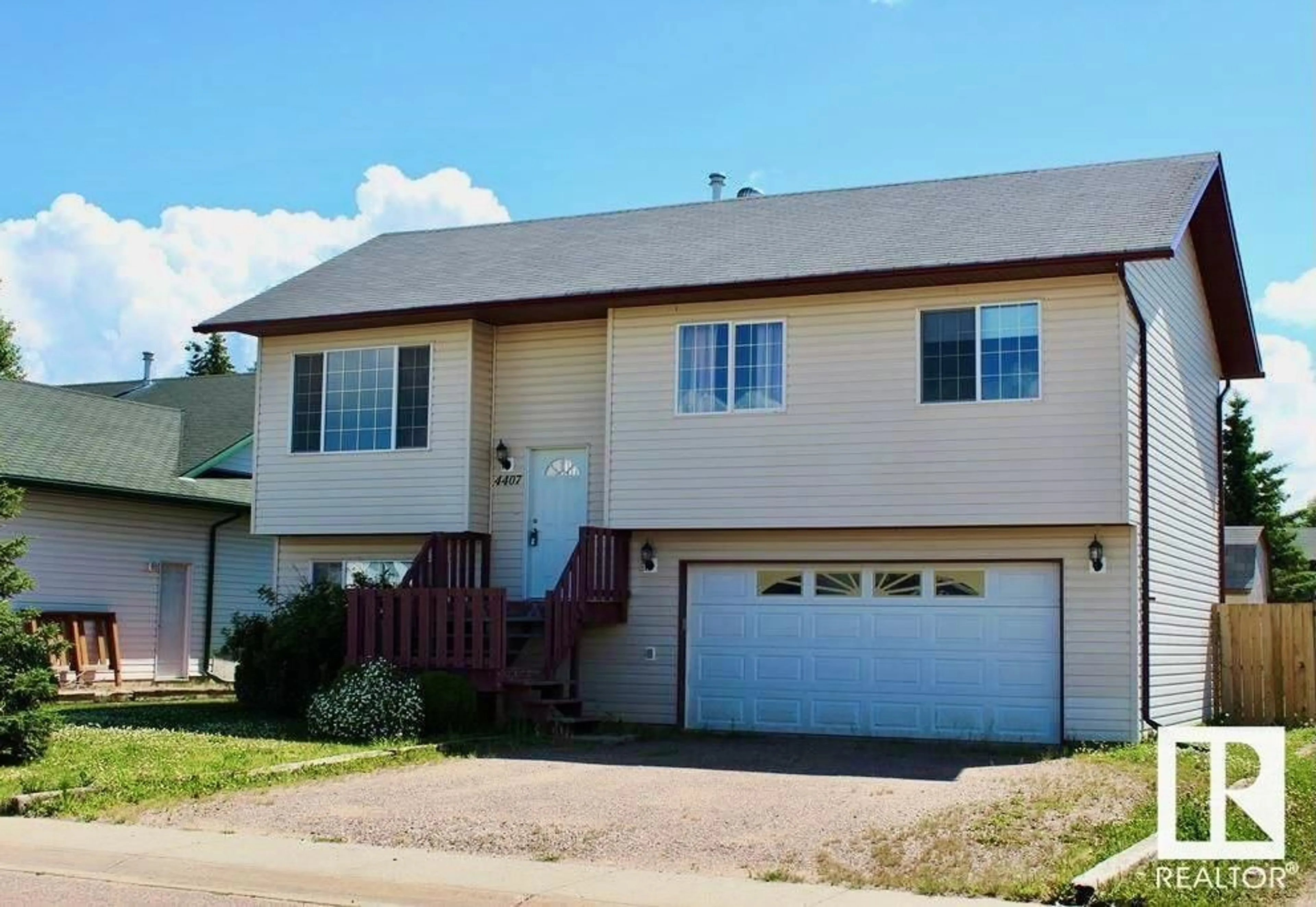 Home with vinyl exterior material, street for 4407 52 AV, Cold Lake Alberta T9M1Z7