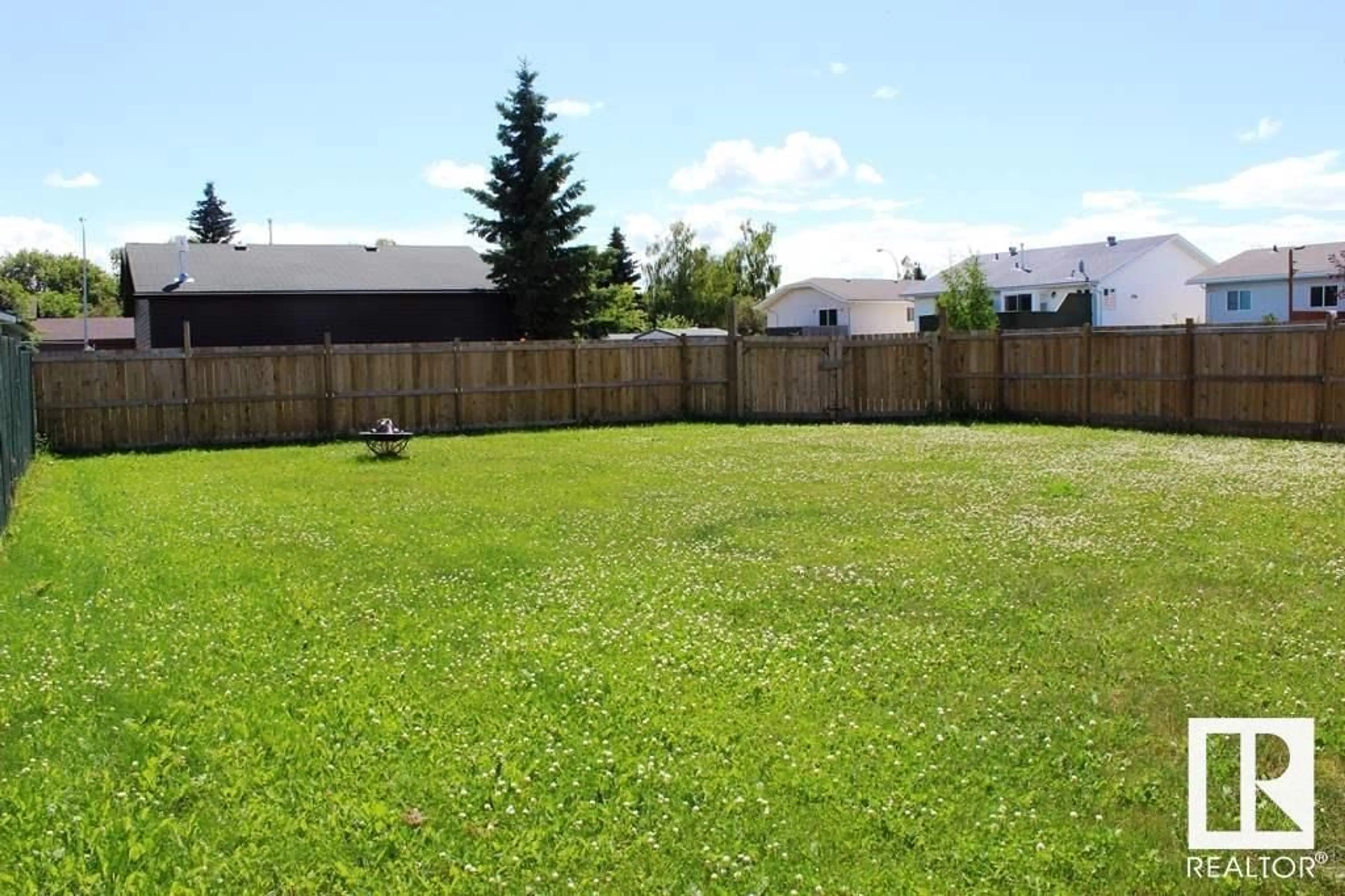Patio, mountain view for 4407 52 AV, Cold Lake Alberta T9M1Z7