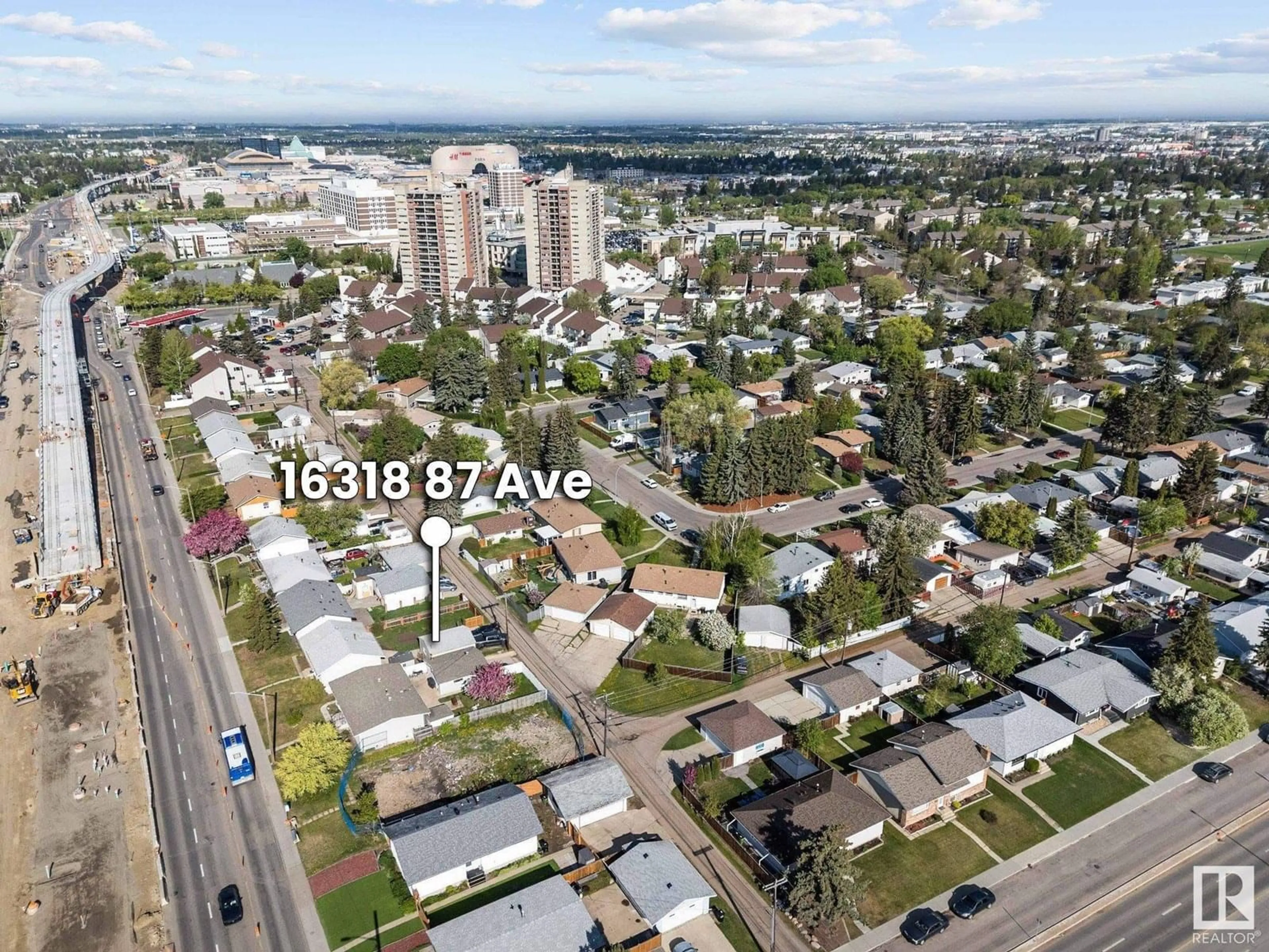 A pic from outside/outdoor area/front of a property/back of a property/a pic from drone, street for NW - 16318 87 AV, Edmonton Alberta T5R4H2