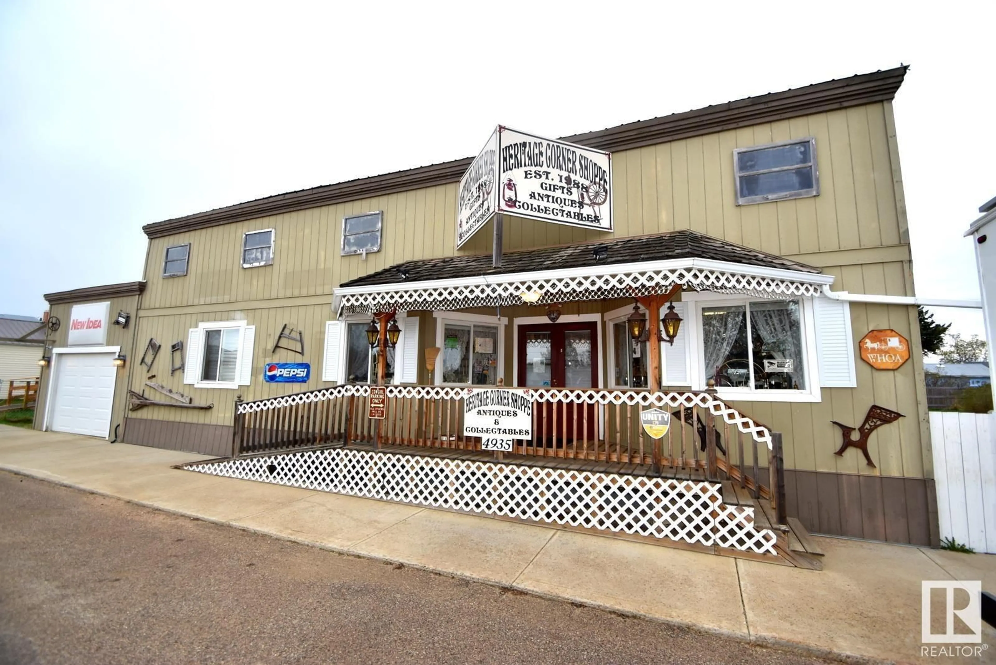 Patio, unknown for 4935 50 ST, Bellis Alberta T0A0J0