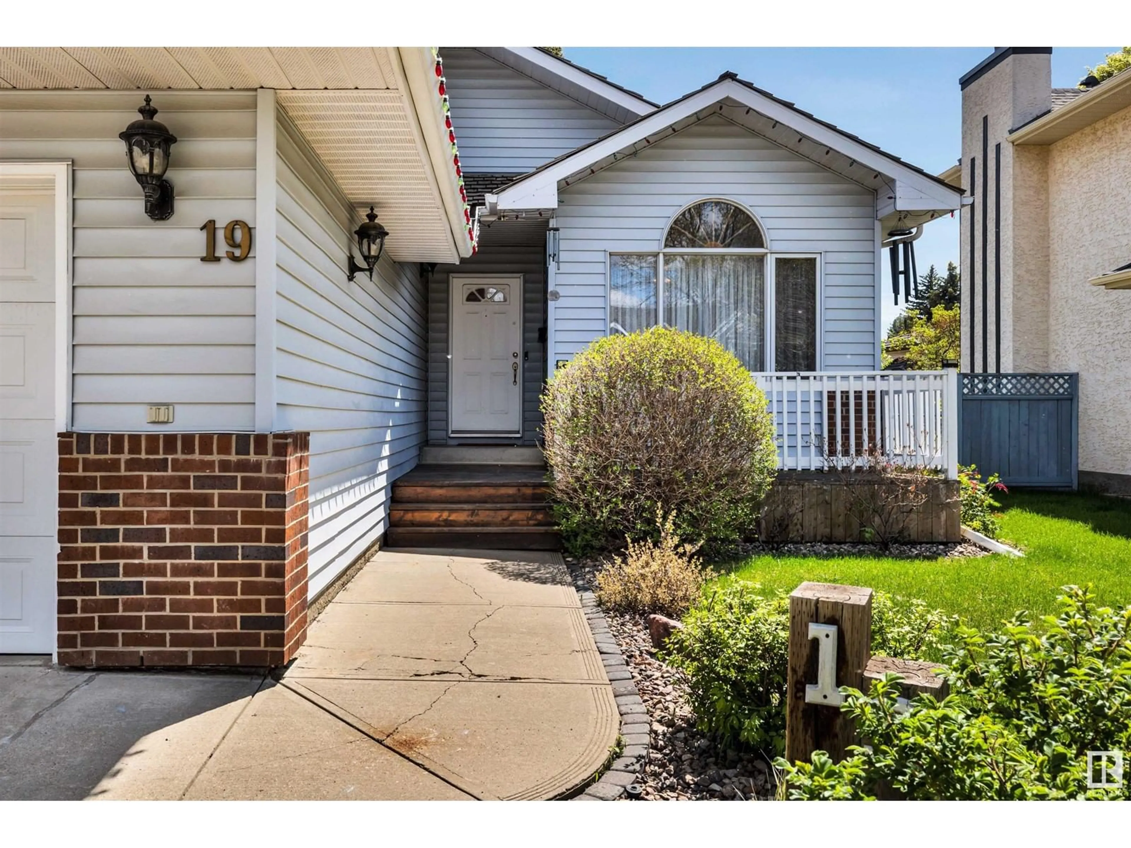 Unknown for 19 PARKWOOD DR, St. Albert Alberta T8N5L5