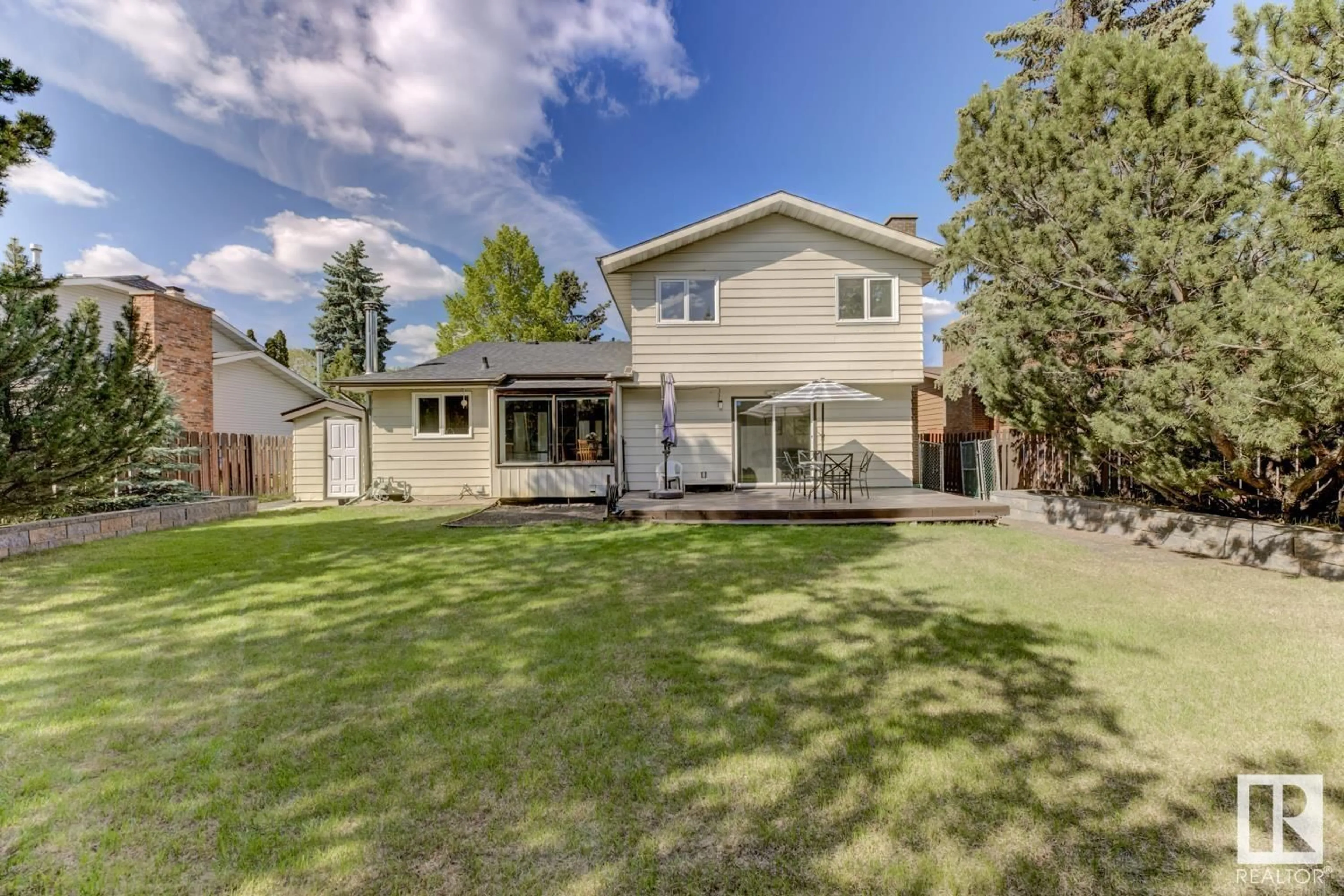 Unknown for 14875 43 AV, Edmonton Alberta T6H5V5