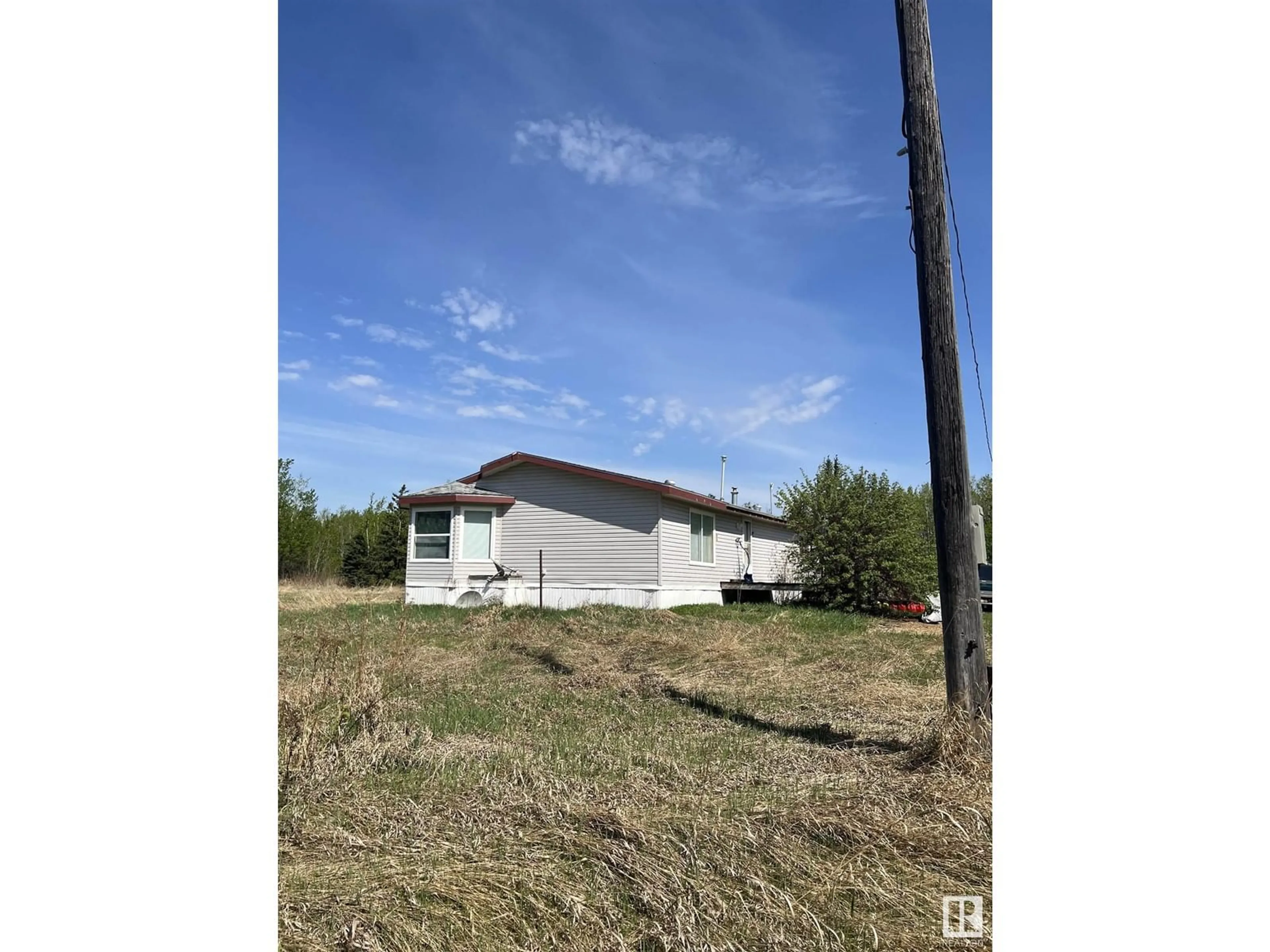 Shed for 14323 TOWNSHIP 592, Rural Smoky Lake County Alberta T0A3L0