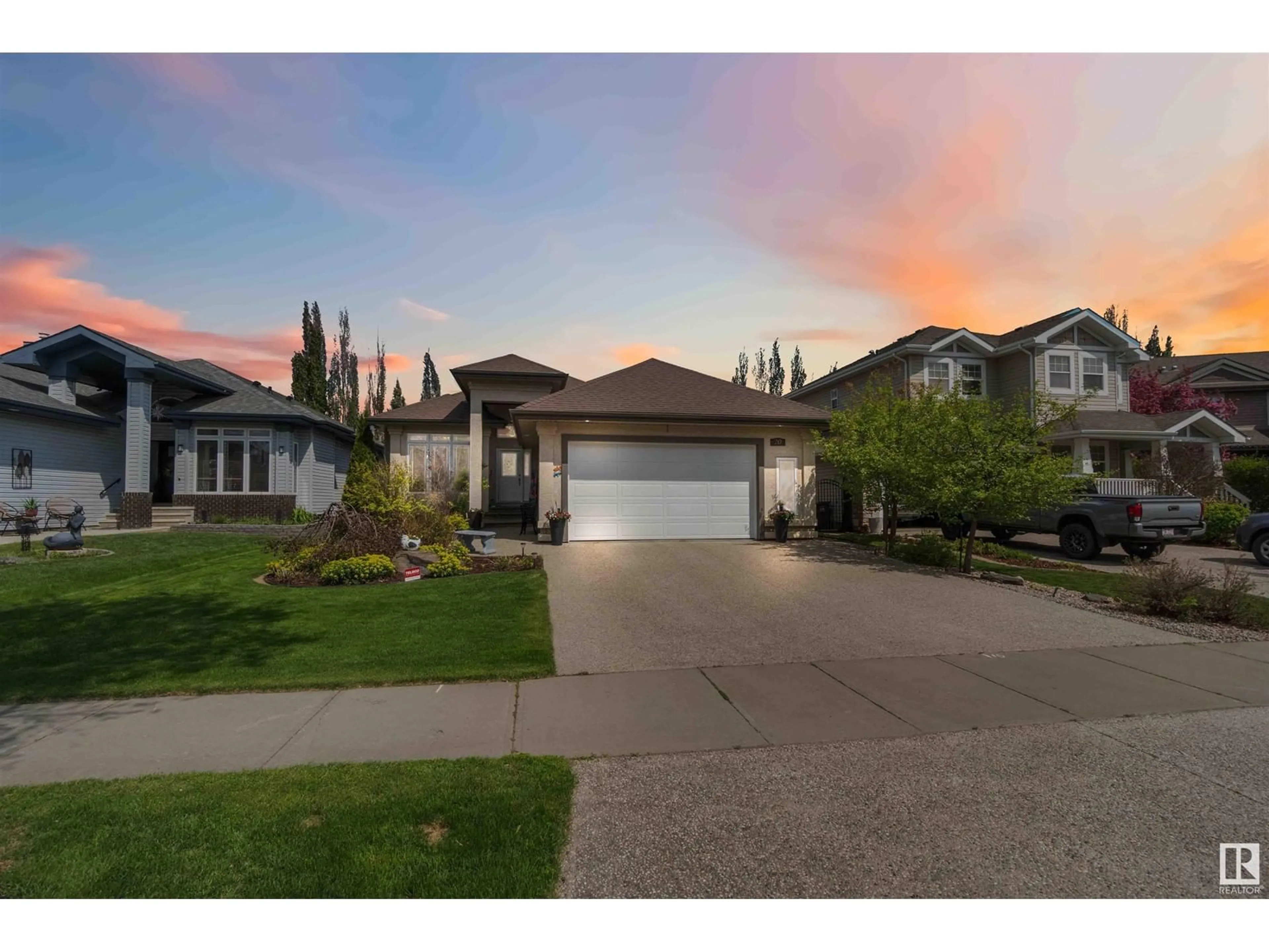 A pic from outside/outdoor area/front of a property/back of a property/a pic from drone, street for 20 OLIVIER CLOSE, St. Albert Alberta T8N7H7