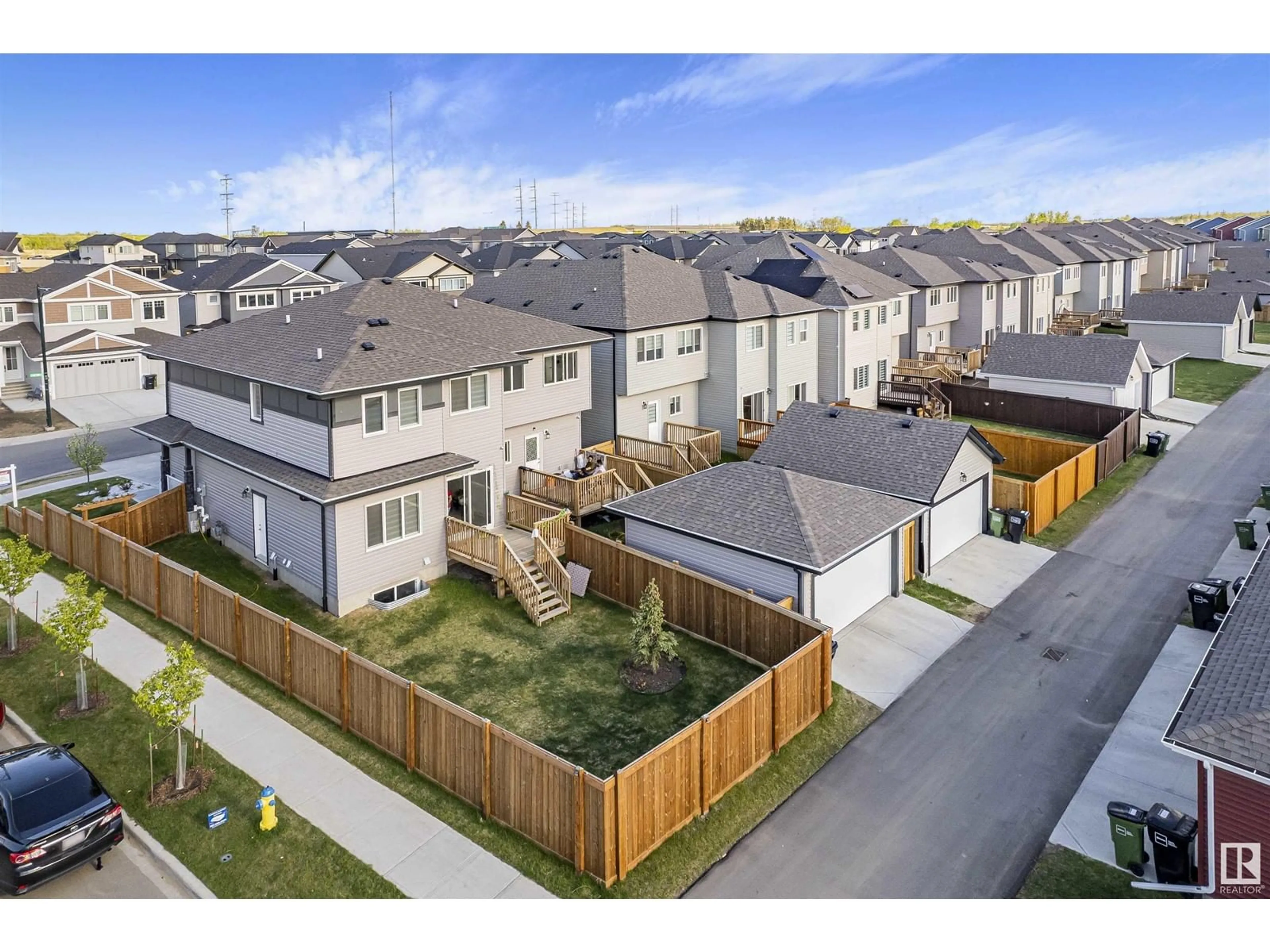 A pic from outside/outdoor area/front of a property/back of a property/a pic from drone, street for 3242 4 ST, Edmonton Alberta T6T2S9