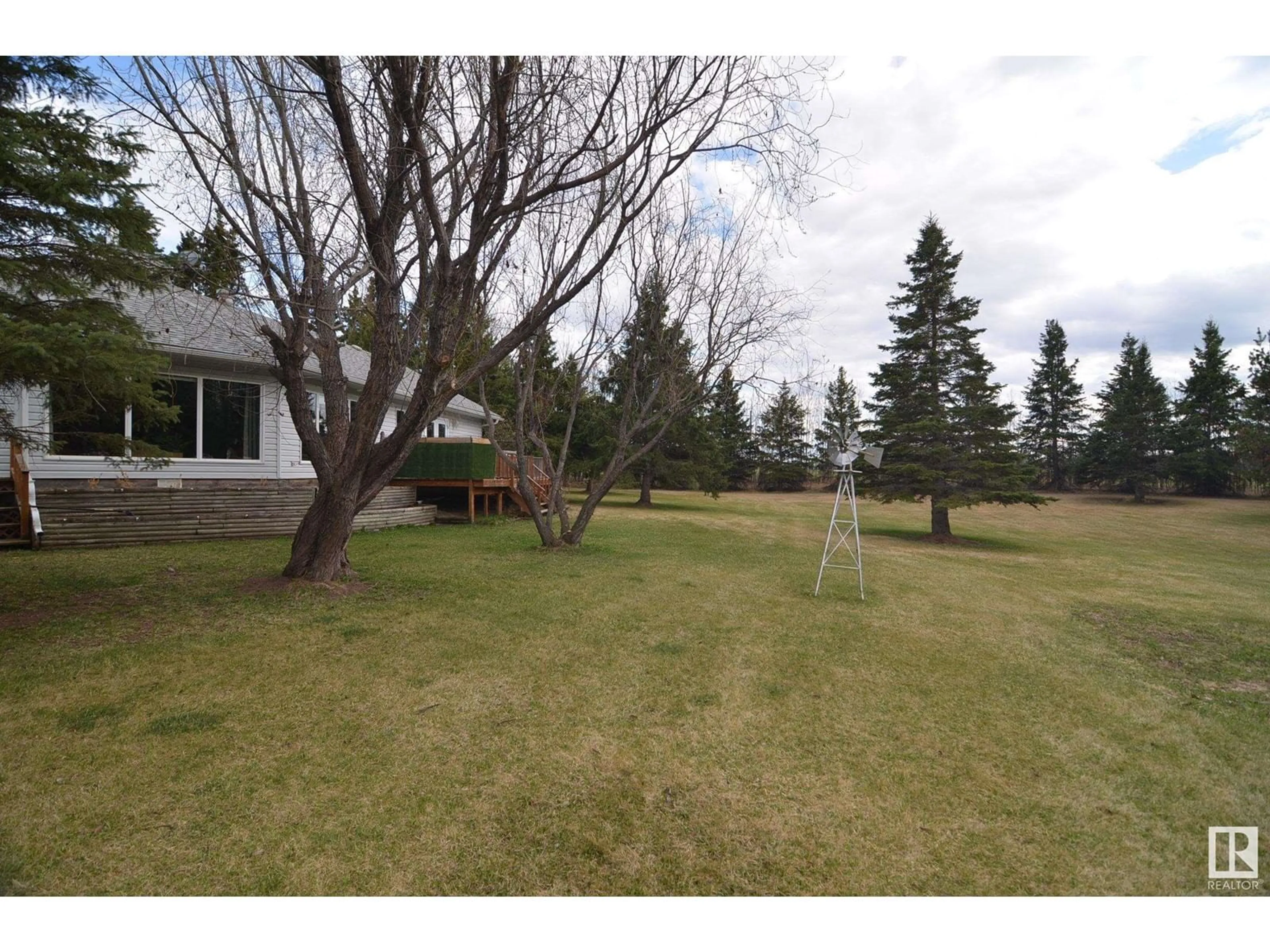 Unknown for 55428 HWY 763, Rural Lac Ste. Anne County Alberta T0E0J0