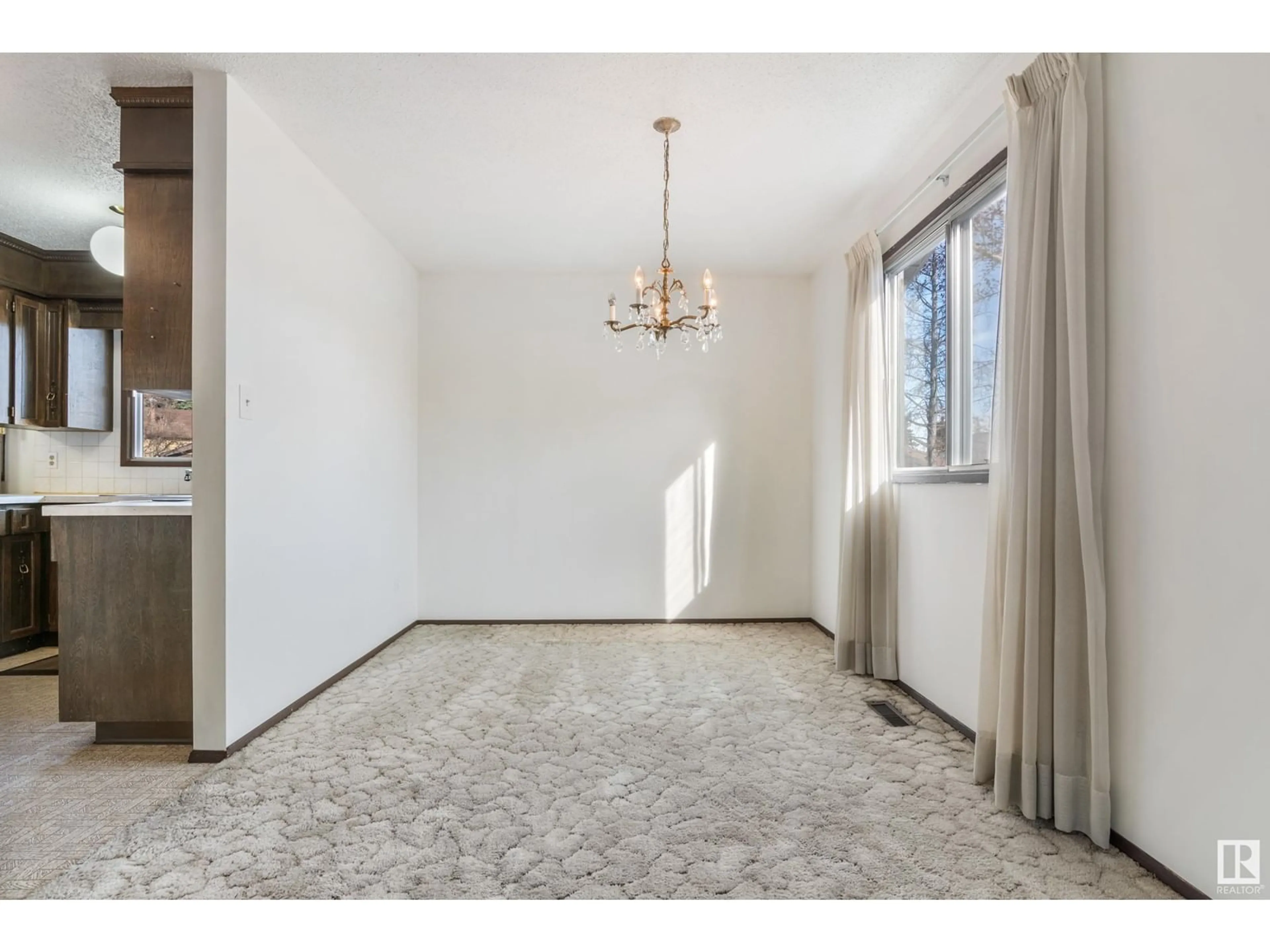 A pic of a room for 12254 143 AV, Edmonton Alberta T5X3R7
