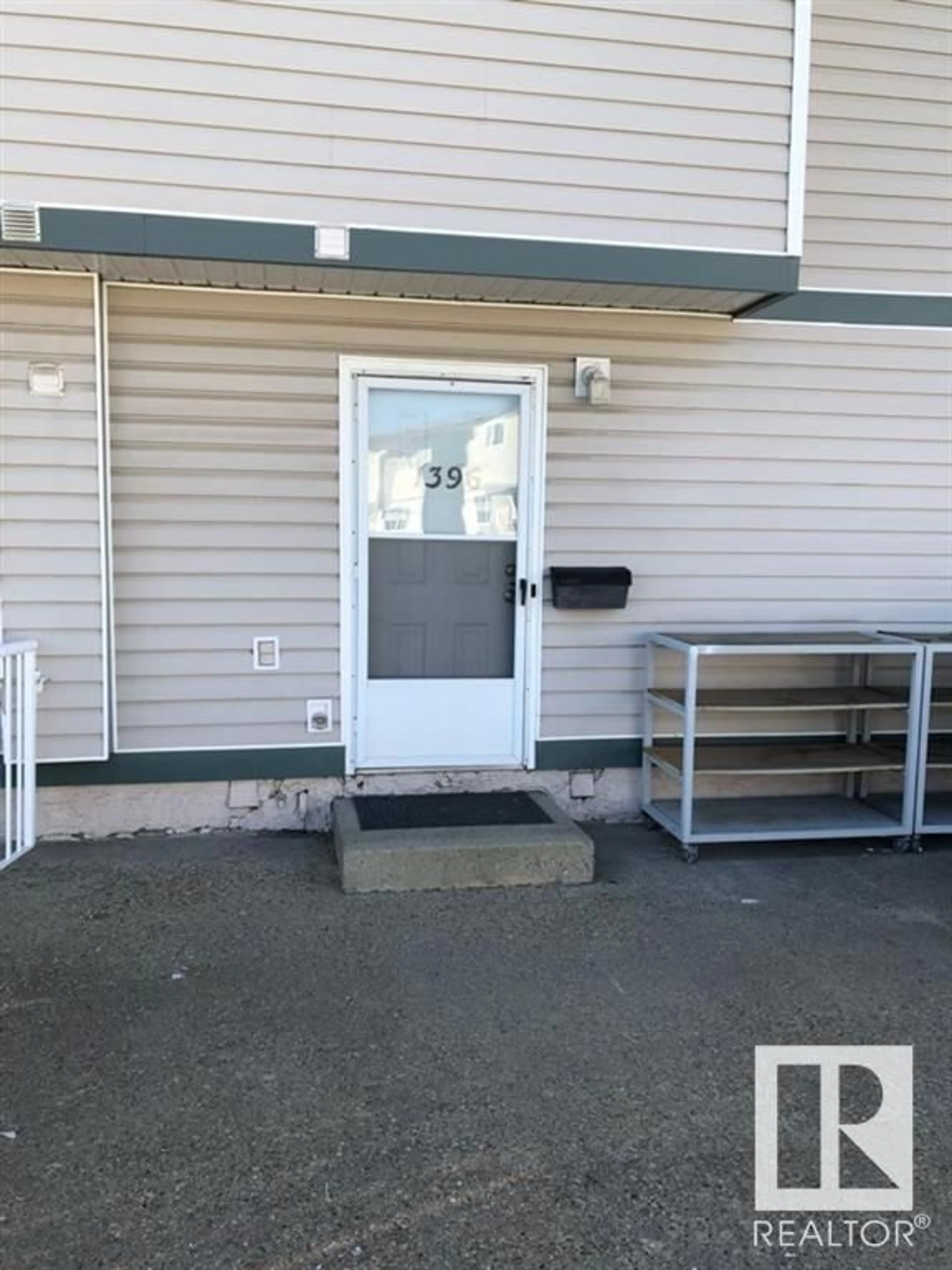Unknown for 1396 LAKEWOOD RD, Edmonton Alberta T6K3M2