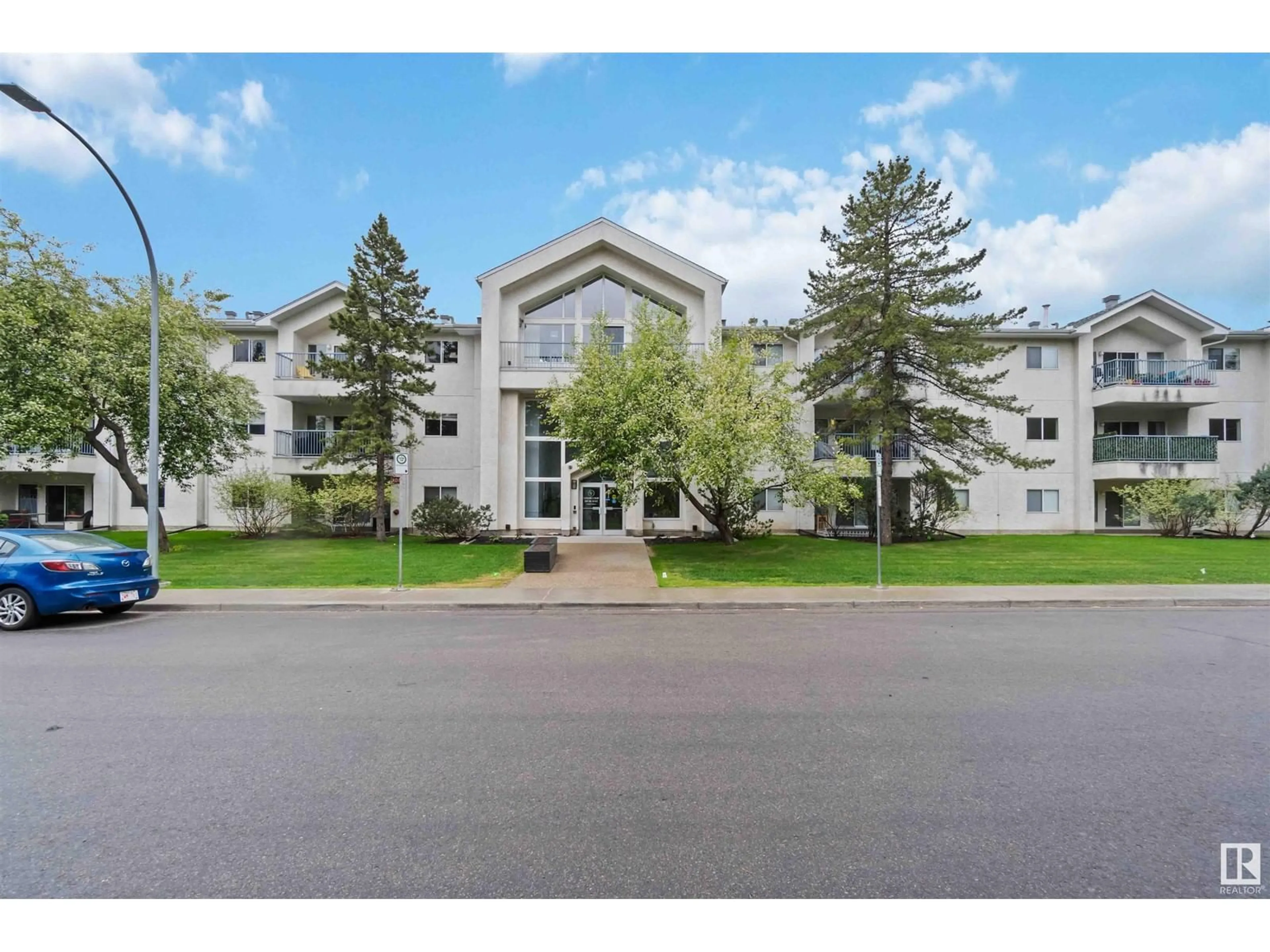 Unknown for 204 - 11915 106 AV, Edmonton Alberta T5H0S2