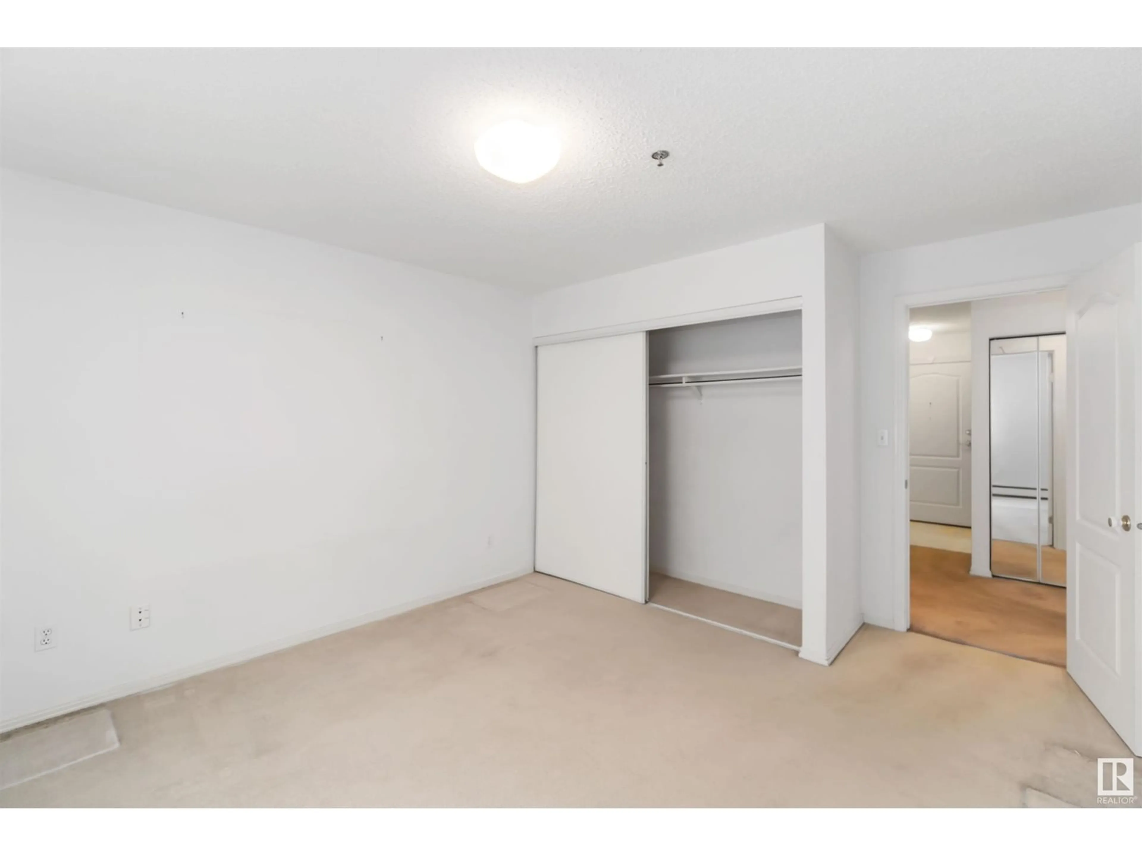 Unknown for 204 - 11915 106 AV, Edmonton Alberta T5H0S2