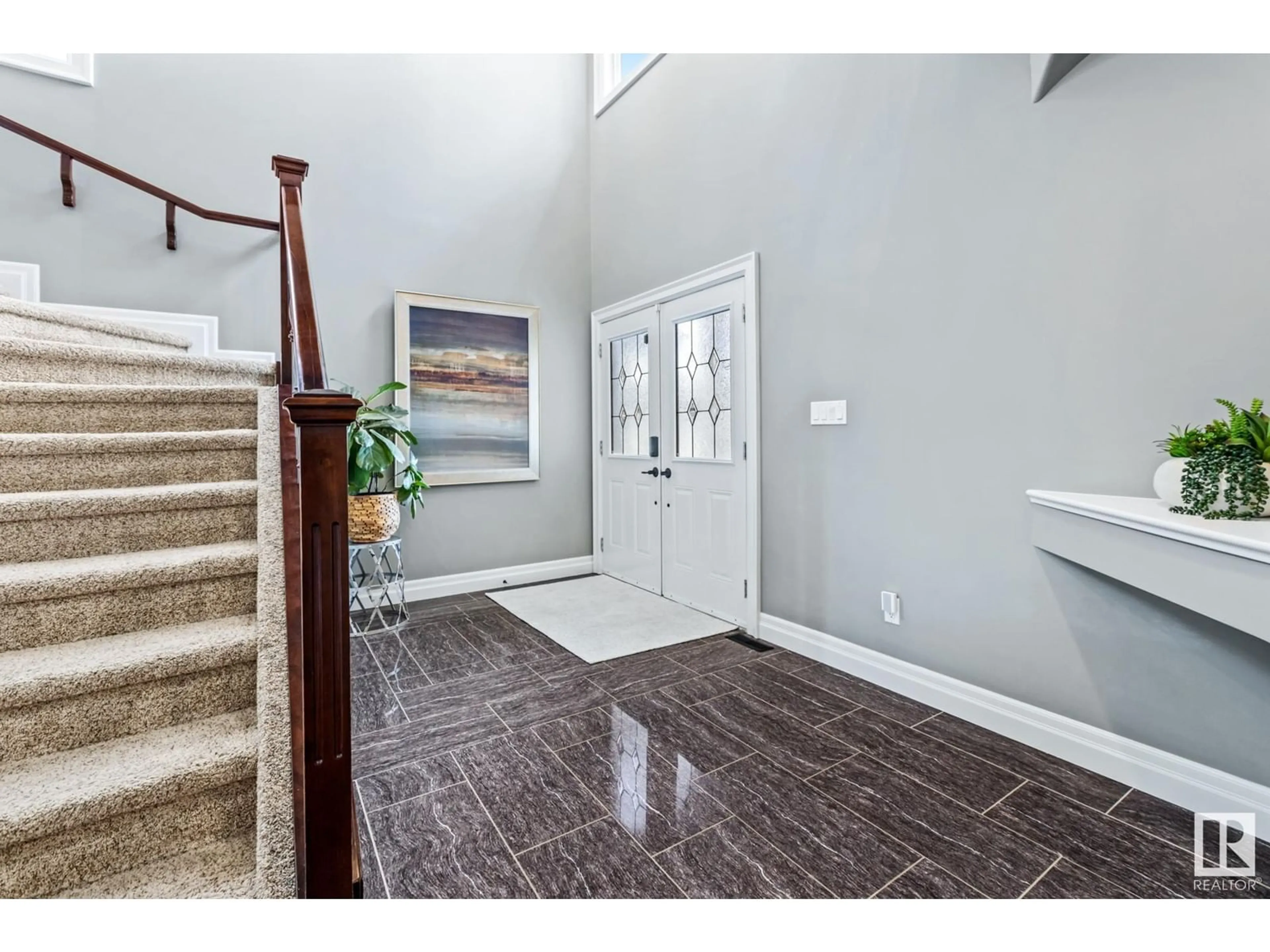 Indoor entryway for 5608 RUE EAGLEMONT ST, Beaumont Alberta T4X0G9
