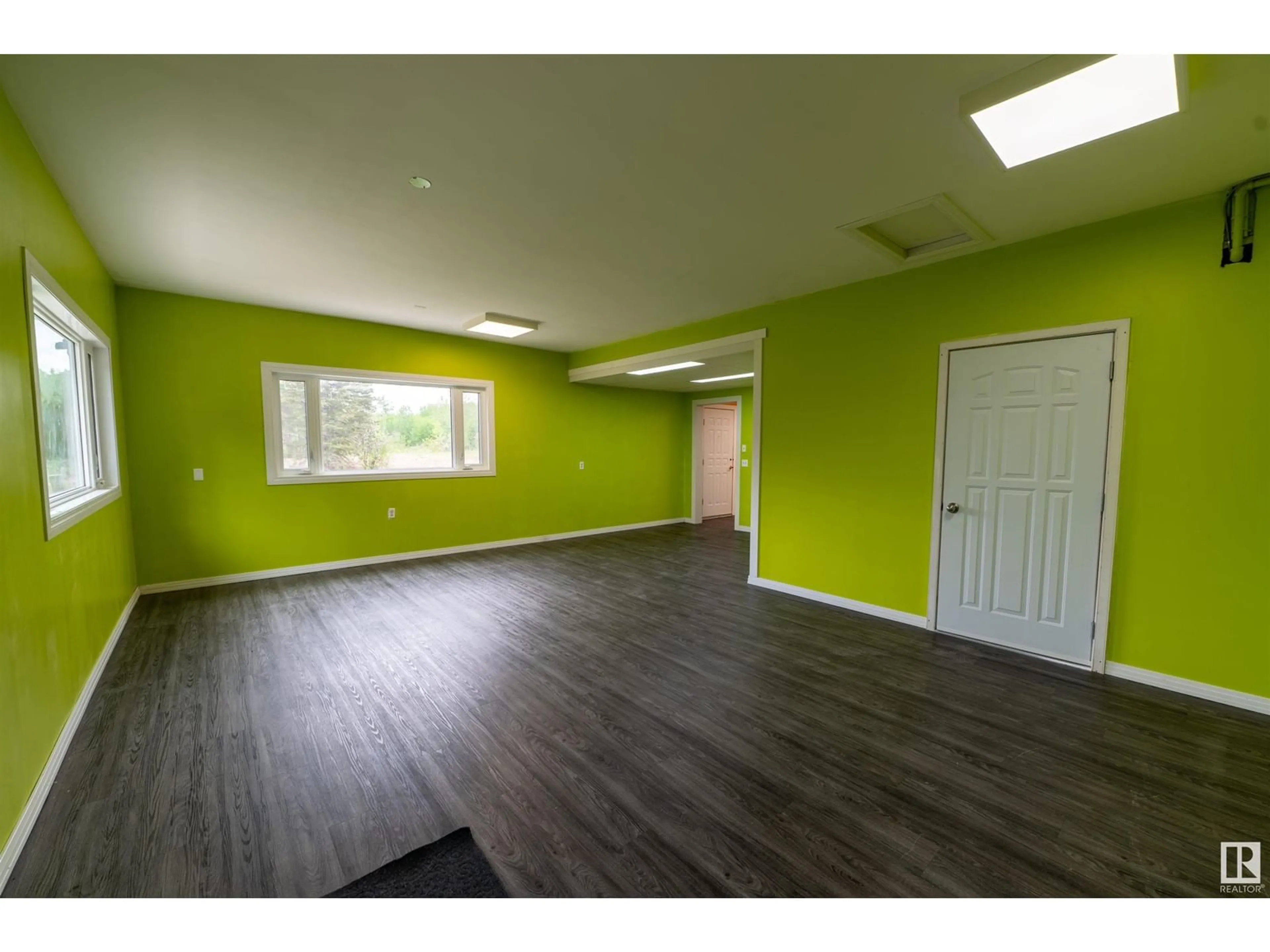 A pic of a room for 55121 RANGE ROAD 32, Rural Lac Ste. Anne County Alberta T0E1A0