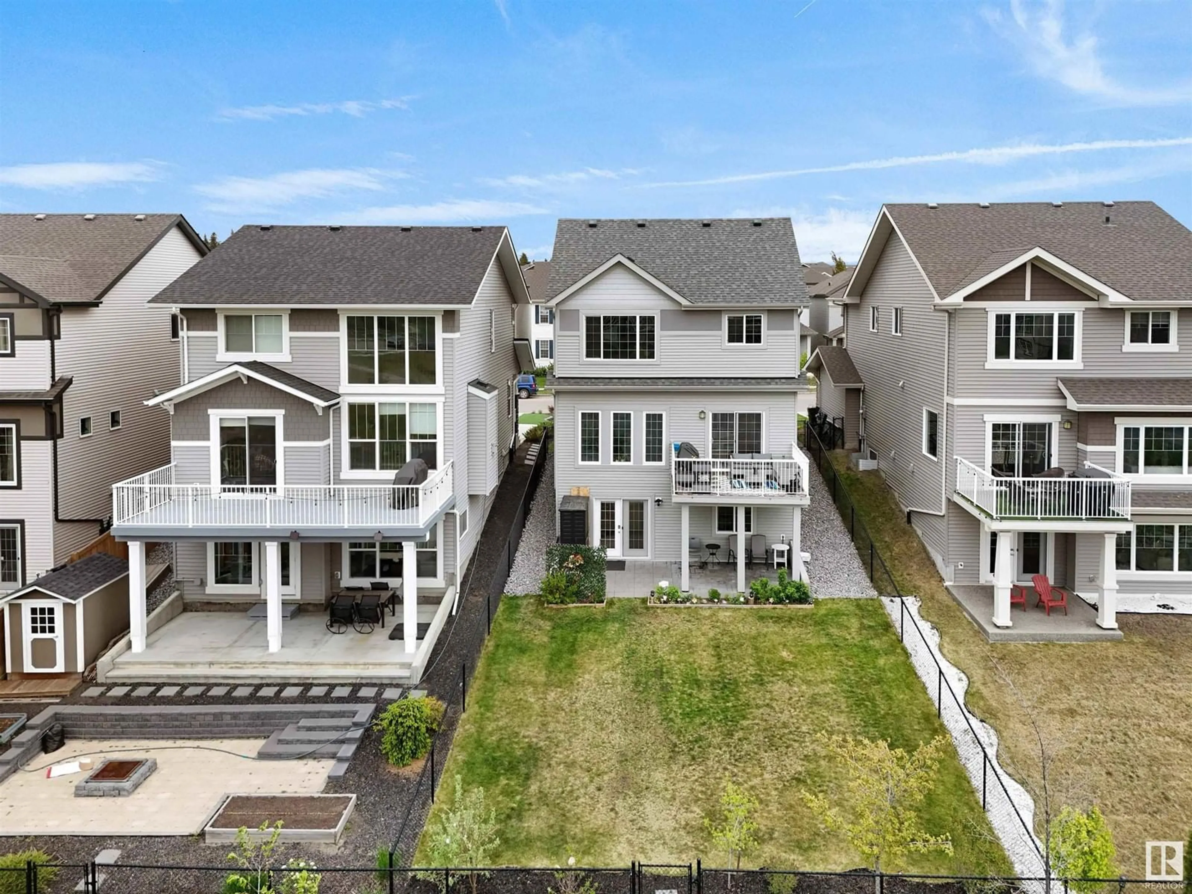 A pic from outside/outdoor area/front of a property/back of a property/a pic from drone, unknown for LI NW - 825 EAGLESON LINK, Edmonton Alberta T6M0V5