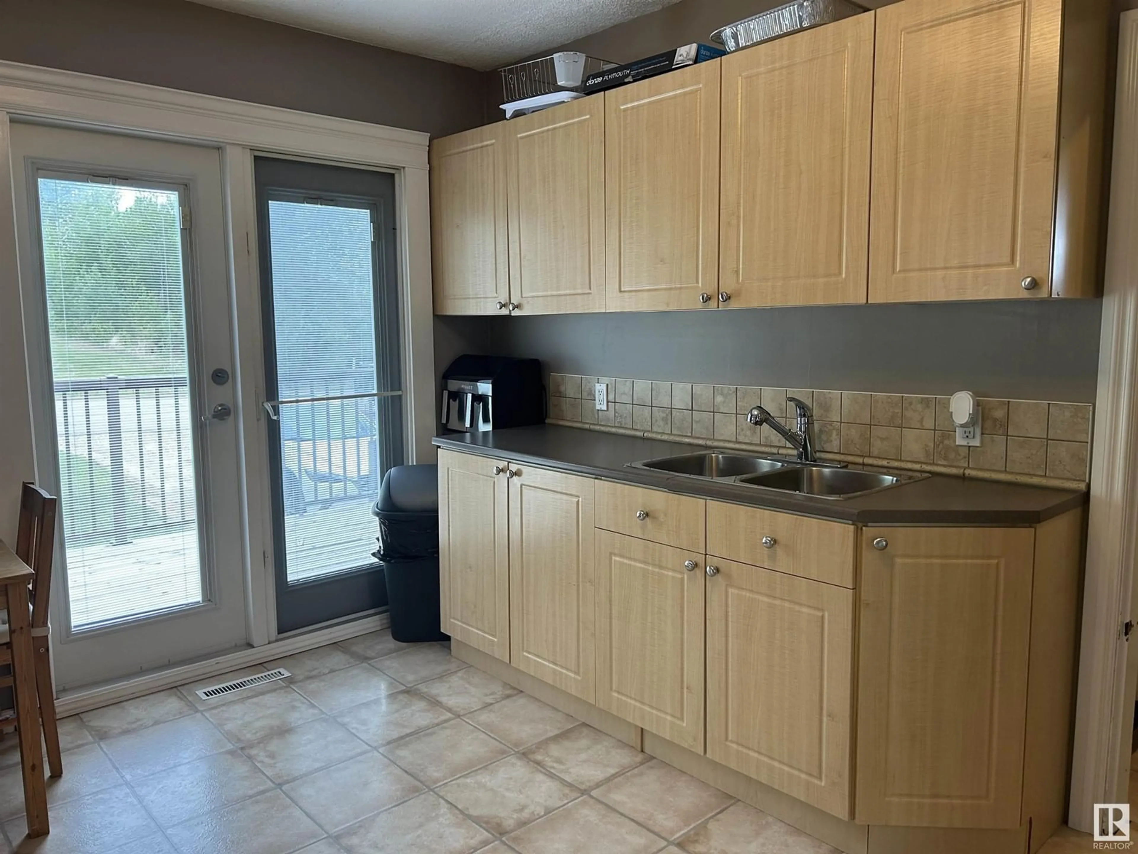Standard kitchen, unknown for 4900 THIRD ST, Boyle Alberta T0A0M0