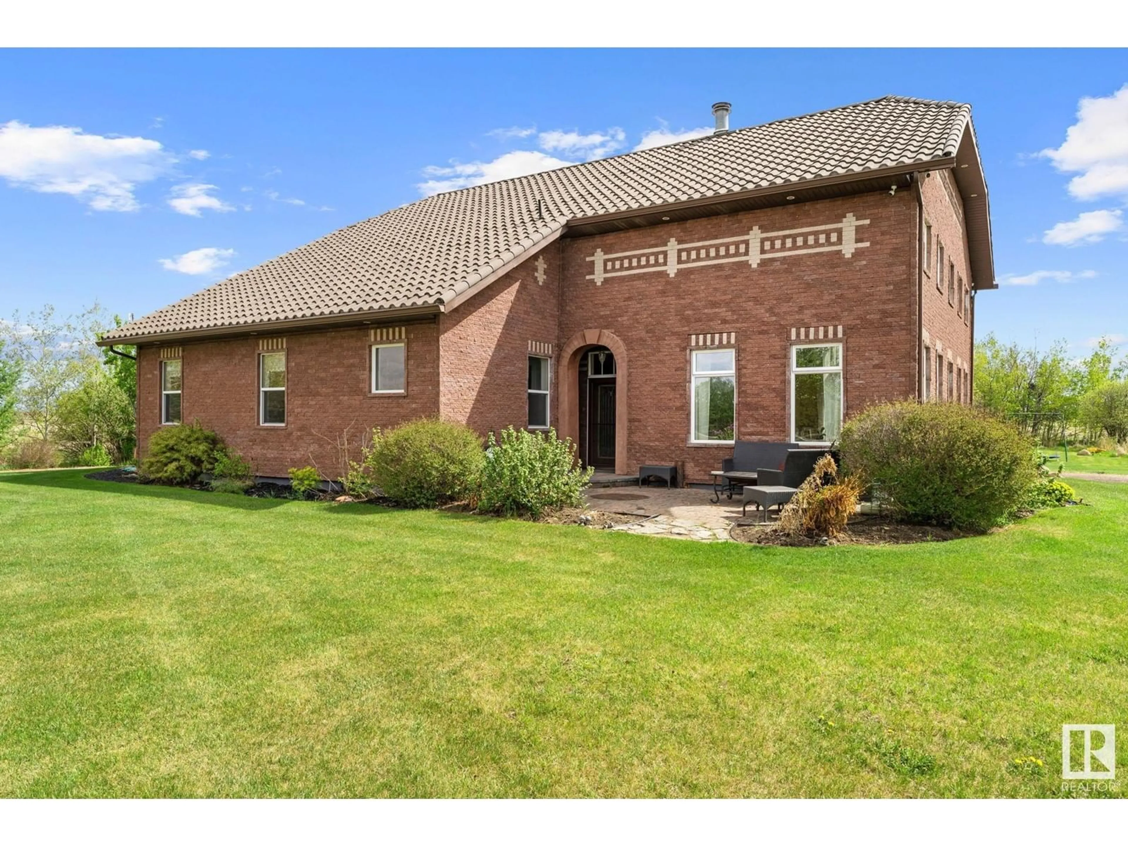 Home with brick exterior material, street for 53341 HWY 21, Rural Strathcona County Alberta T8A4V1