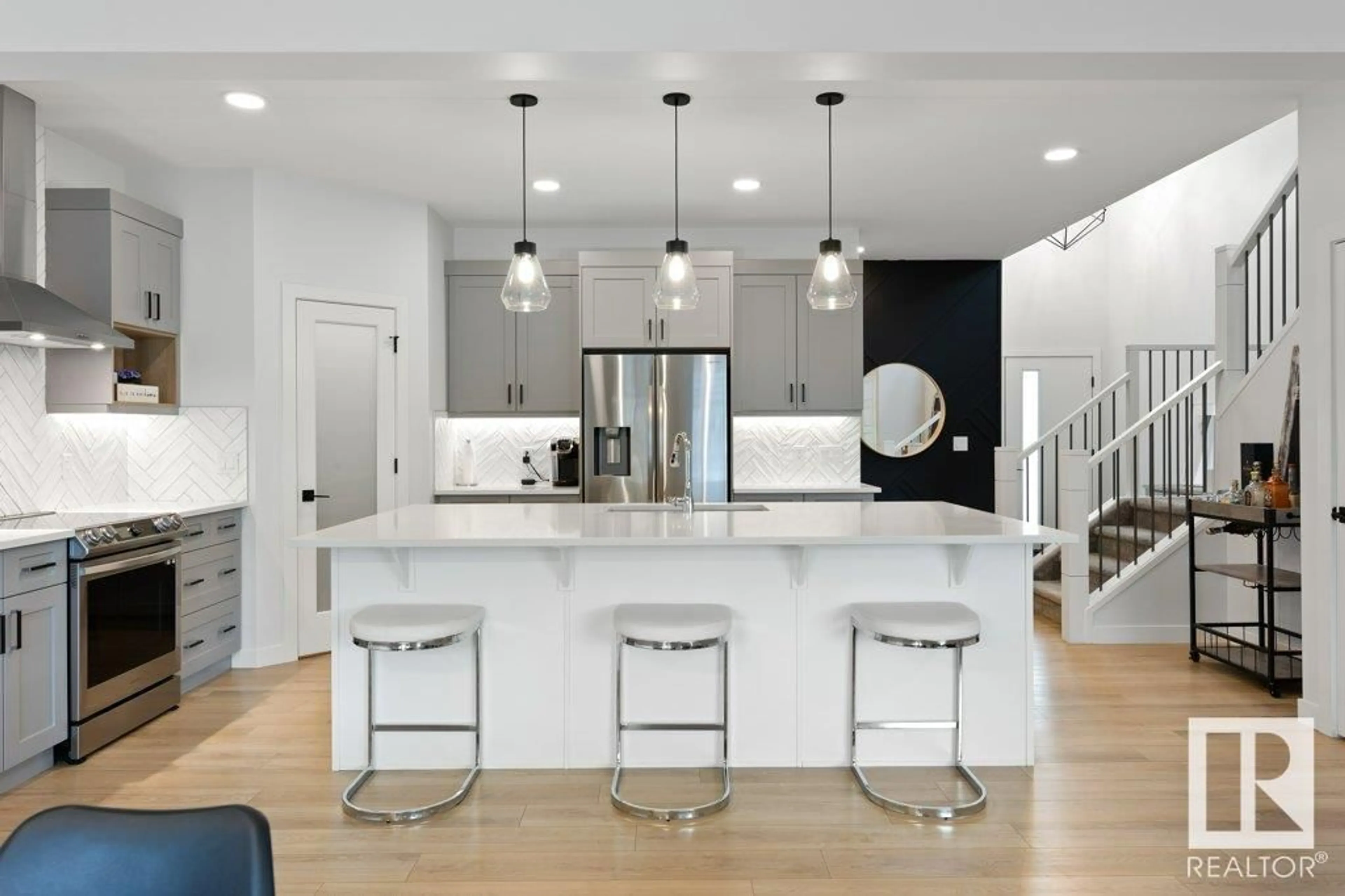 Contemporary kitchen, unknown for 15 ROSEWOOD WY, St. Albert Alberta T8N7Y7