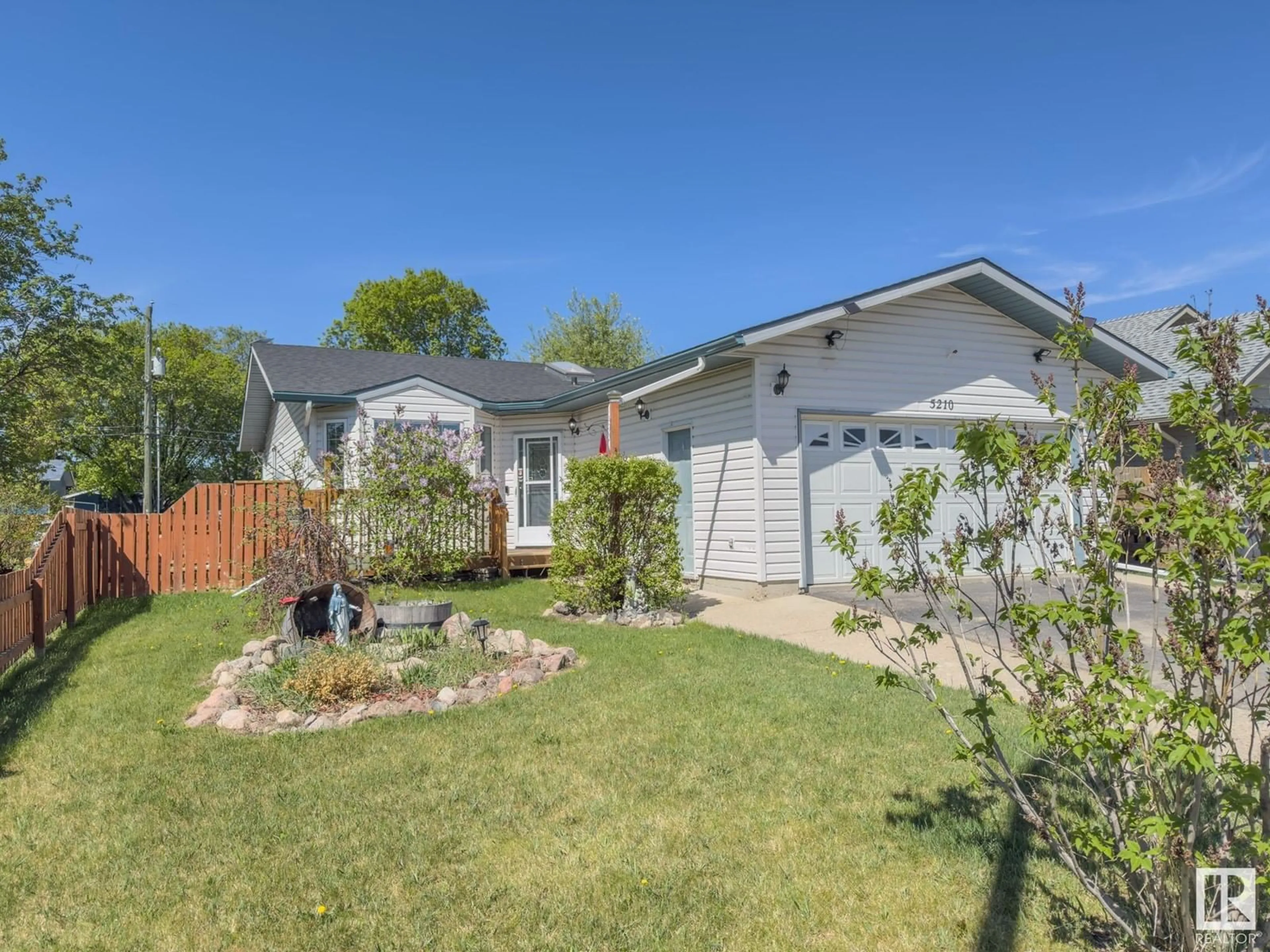 A pic from outside/outdoor area/front of a property/back of a property/a pic from drone, street for 5210 50 ST, Cold Lake Alberta T9M1C9