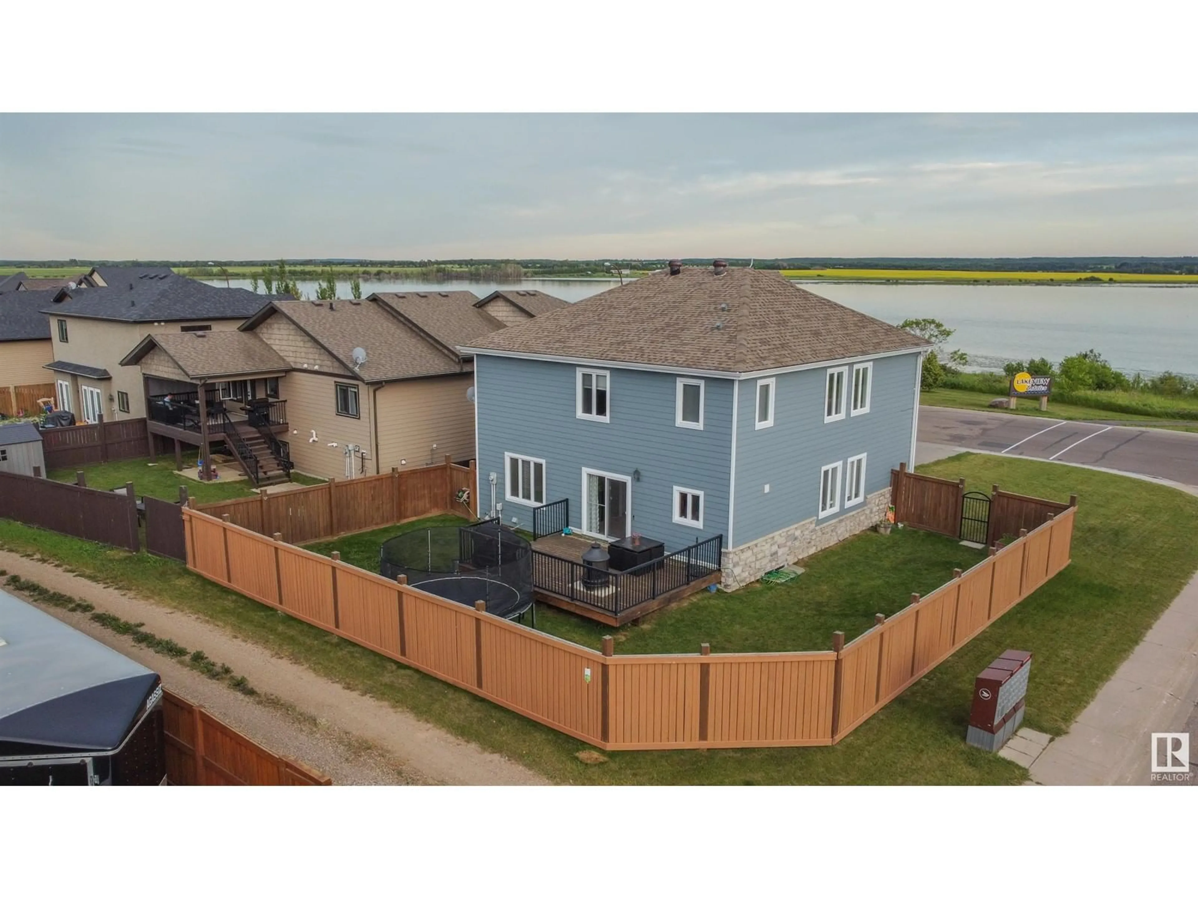 A pic from outside/outdoor area/front of a property/back of a property/a pic from drone, water/lake/river/ocean view for 3719 LAKESHORE DR, Bonnyville Town Alberta T9N0A4