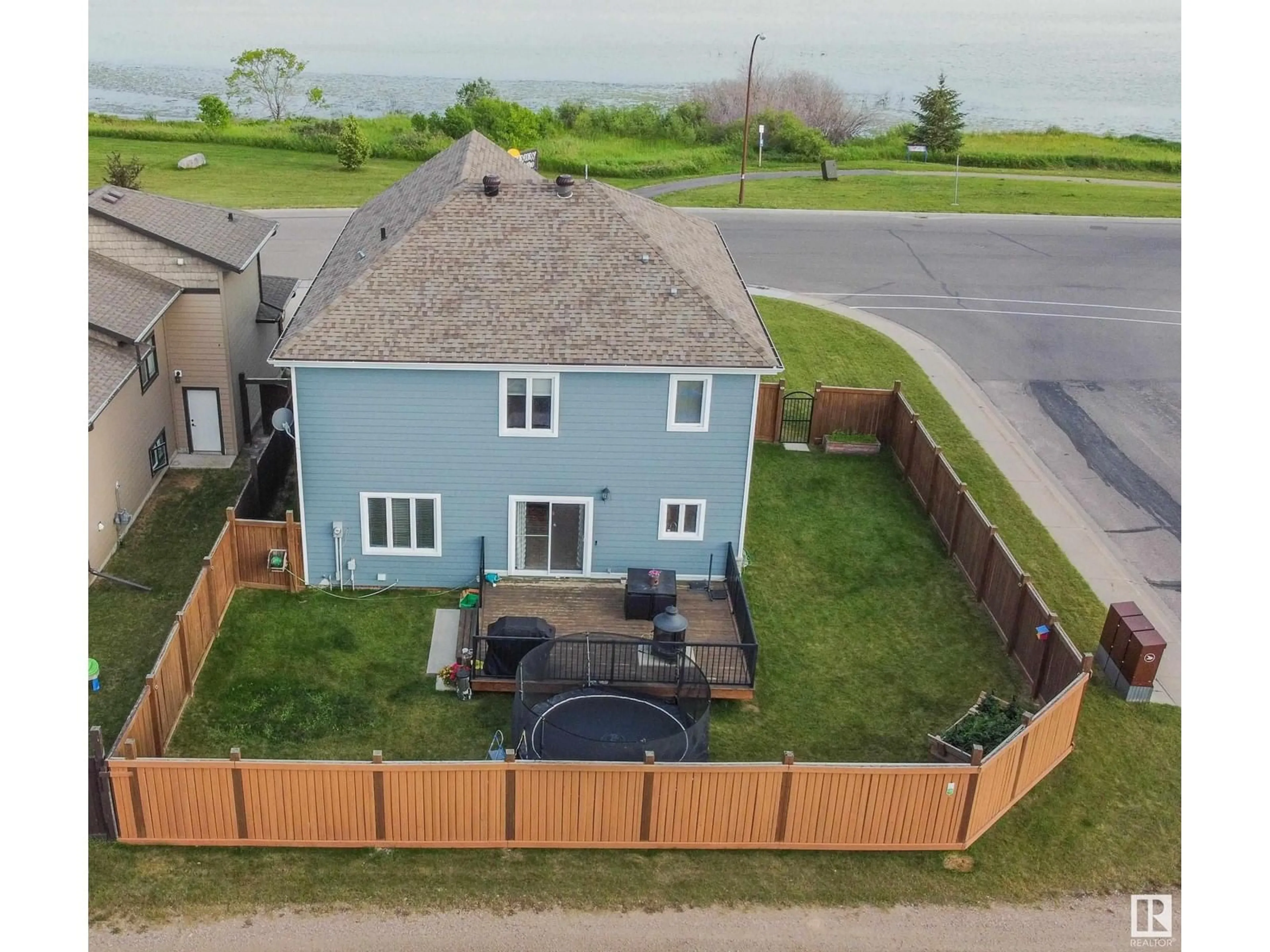 A pic from outside/outdoor area/front of a property/back of a property/a pic from drone, street for 3719 LAKESHORE DR, Bonnyville Town Alberta T9N0A4