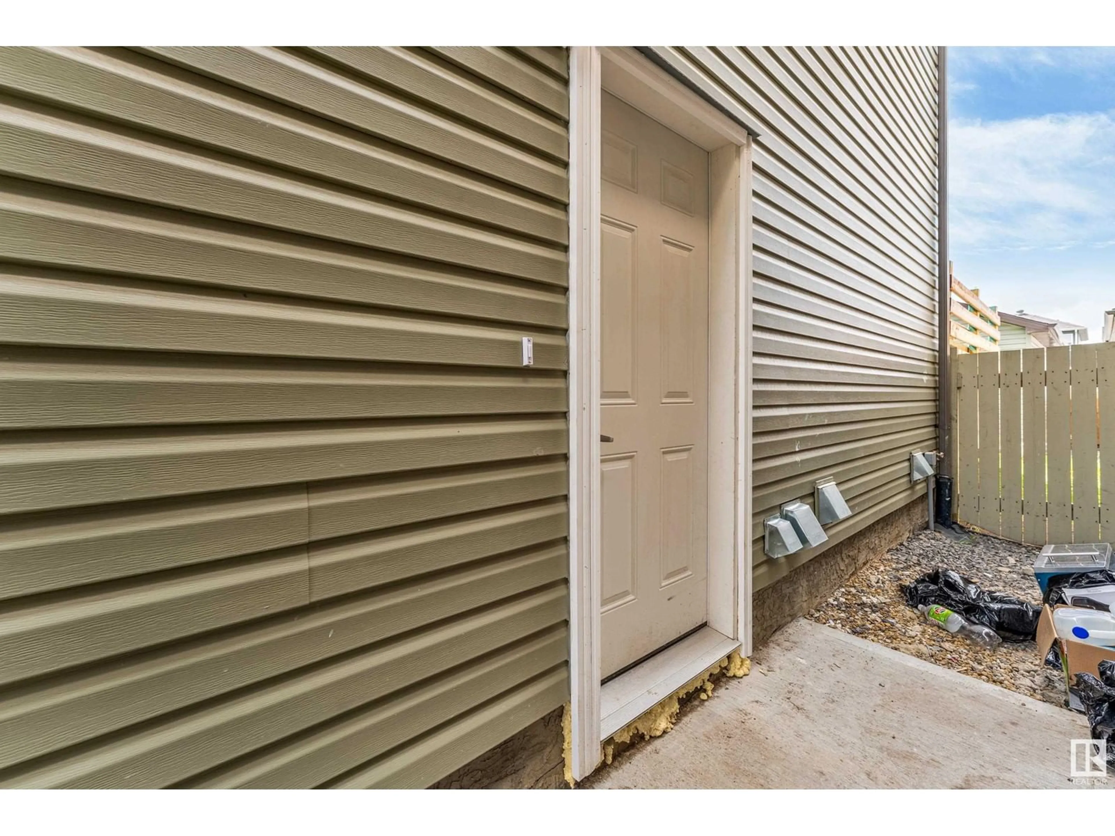 Unknown for NW - 1544 21 ST, Edmonton Alberta T6T2B7
